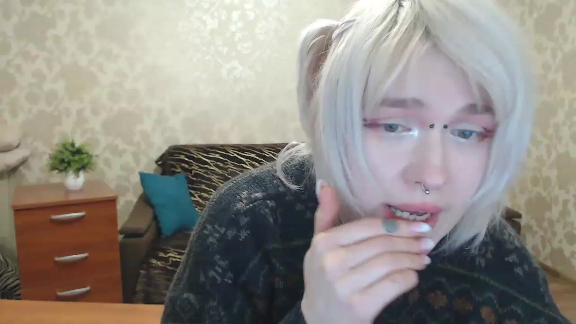 Gallery image thumbnail from Killinna's myfreecams stream on, 12/21/2022, 14:40 image 10 of 20