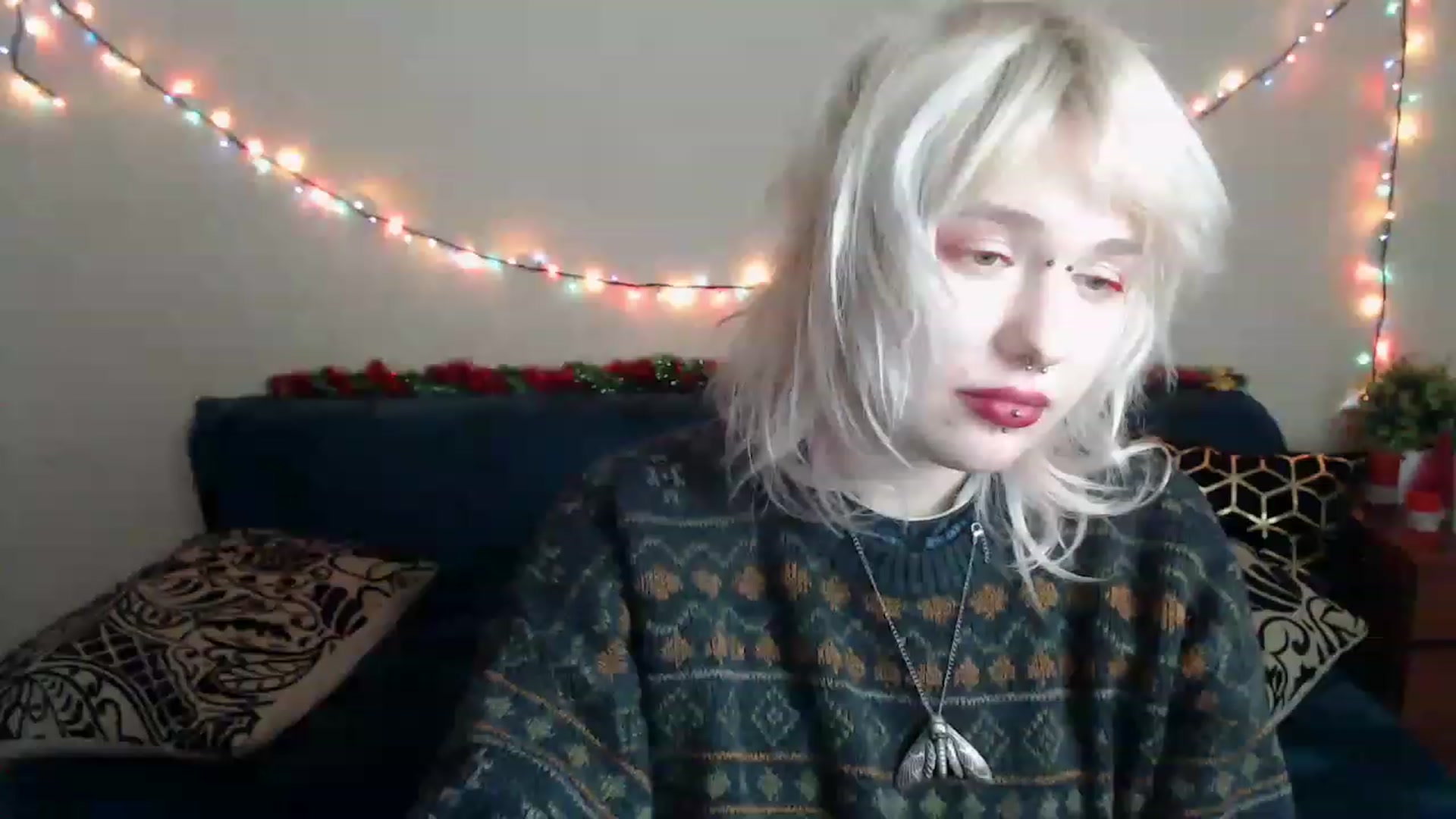 Gallery image thumbnail from Killinna's myfreecams stream on, 12/22/2022, 15:53 image 19 of 20