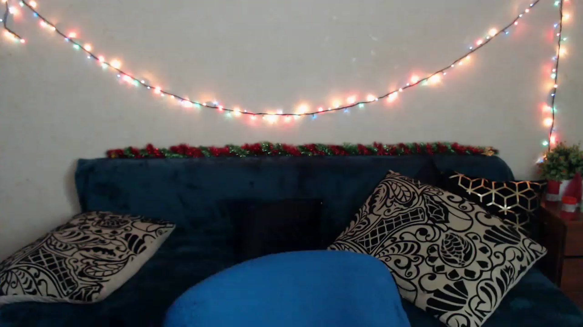 Gallery image thumbnail from Killinna's myfreecams stream on, 12/22/2022, 15:53 image 9 of 20