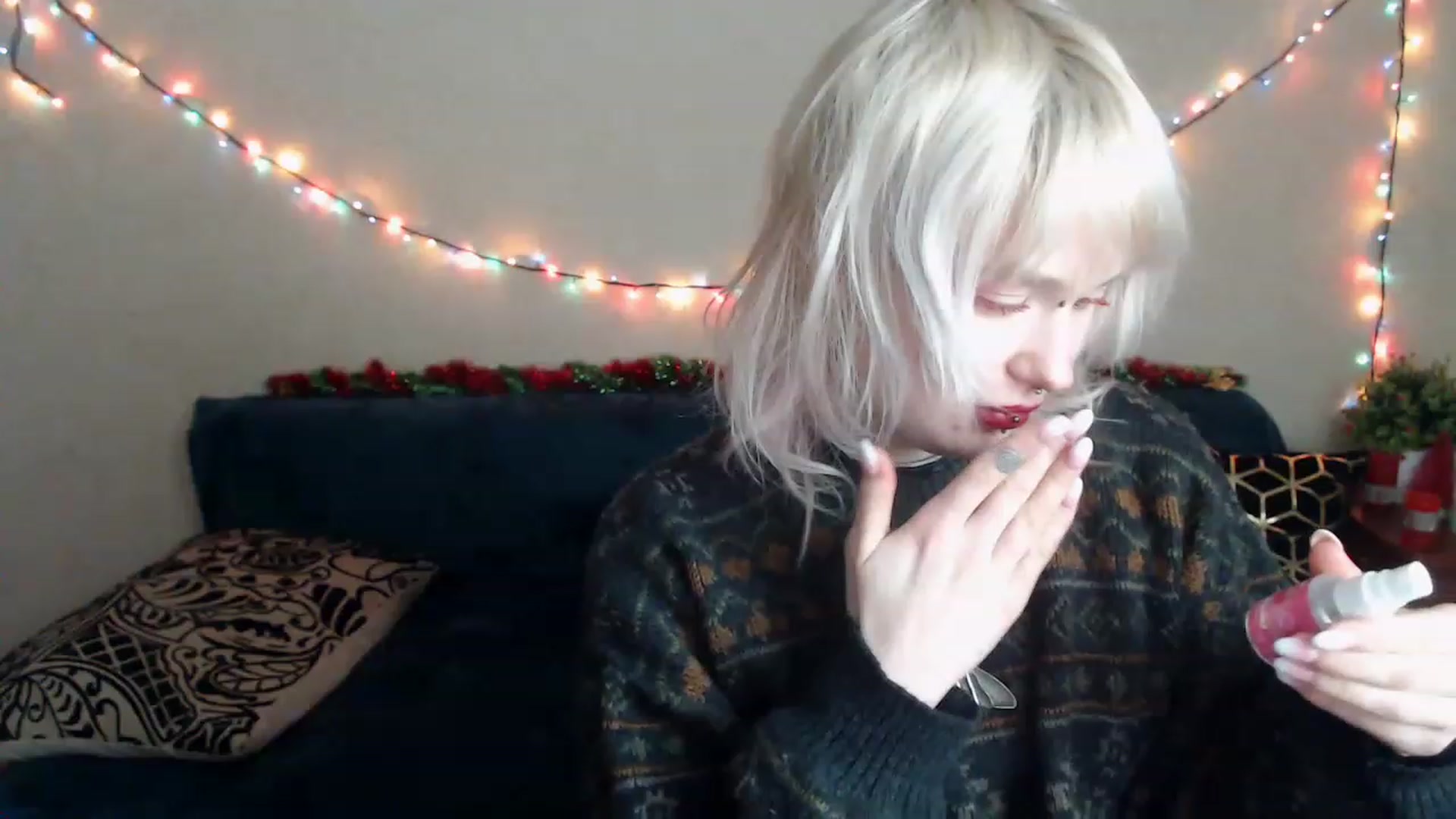 Gallery image thumbnail from Killinna's myfreecams stream on, 12/22/2022, 15:53 image 10 of 20