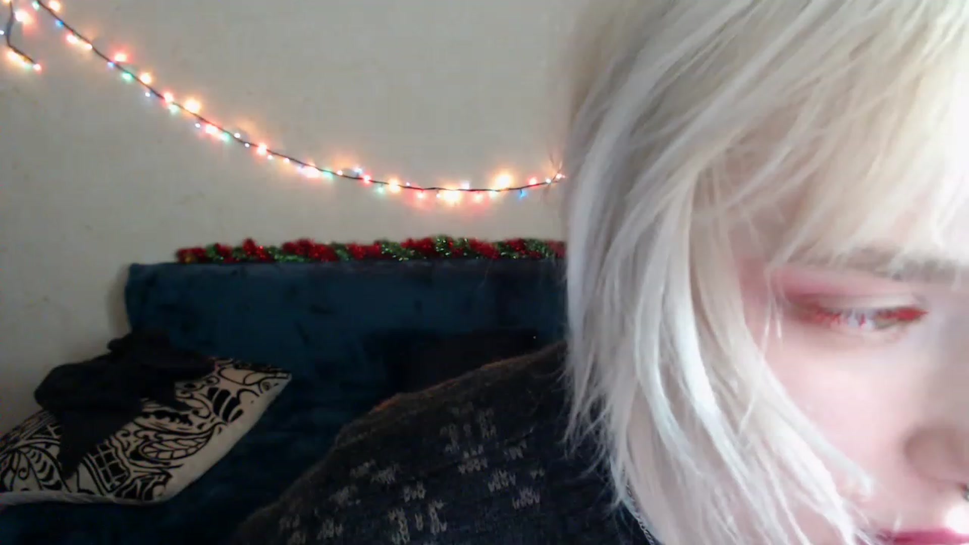 Gallery image thumbnail from Killinna's myfreecams stream on, 12/22/2022, 16:36 image 16 of 20
