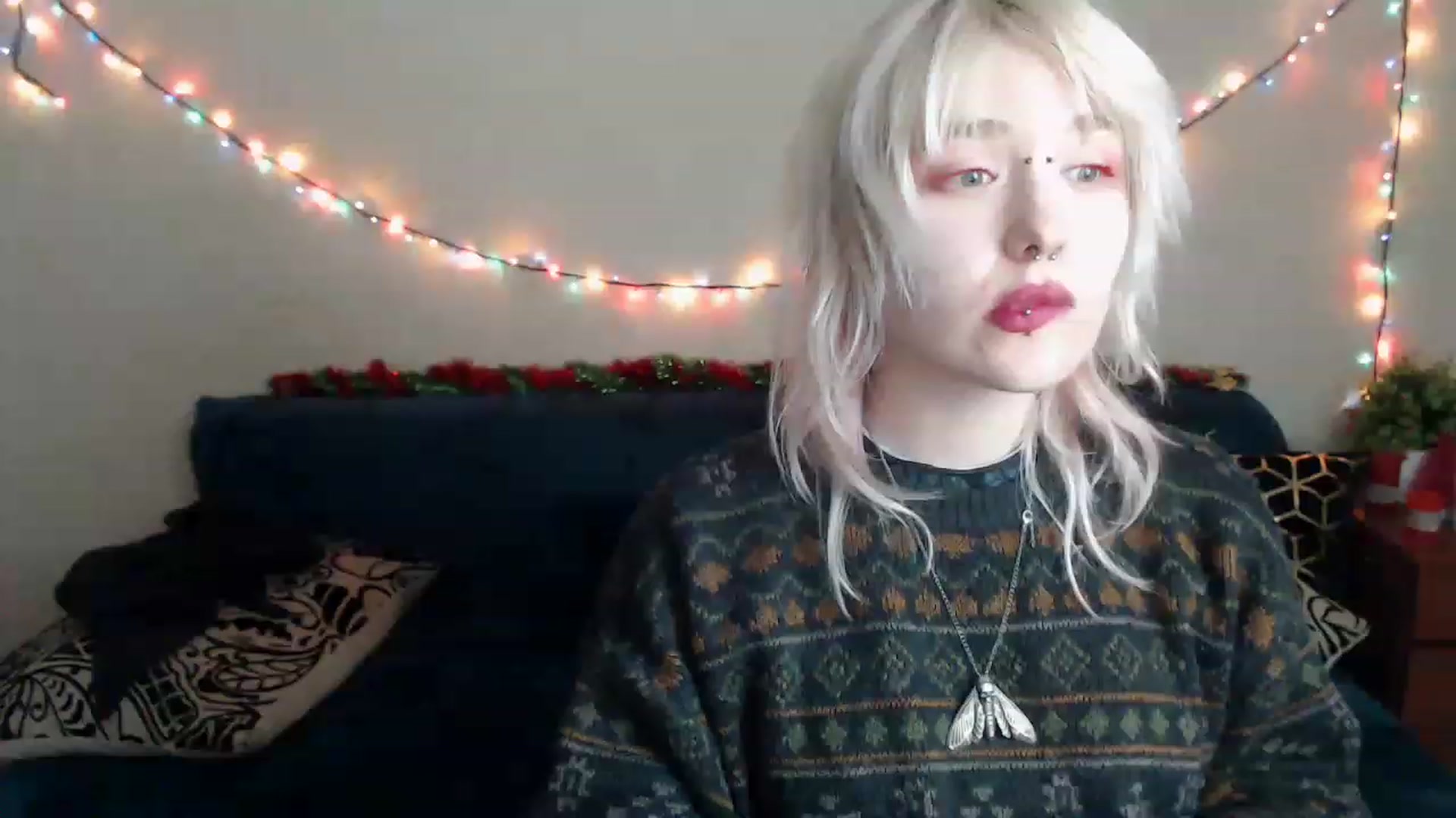 Gallery image thumbnail from Killinna's myfreecams stream on, 12/22/2022, 16:36 image 3 of 20