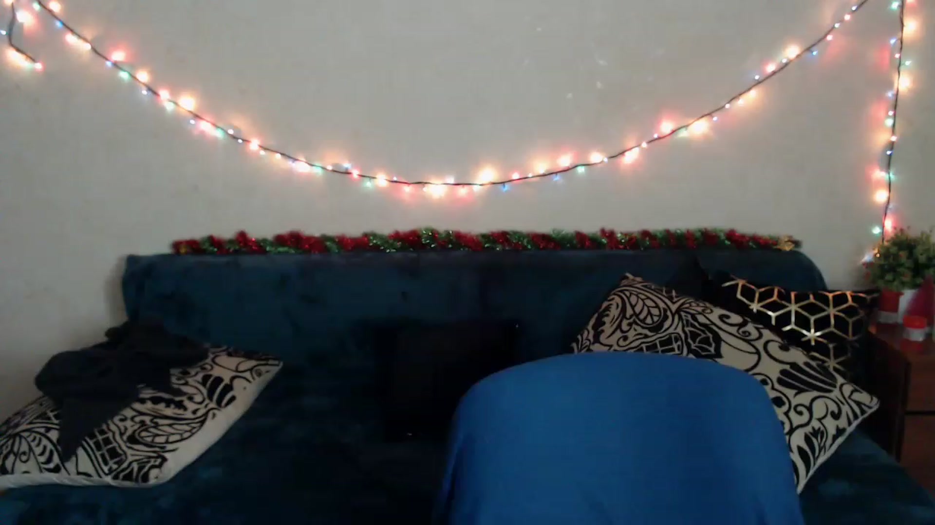 Gallery image thumbnail from Killinna's myfreecams stream on, 12/22/2022, 16:36 image 2 of 20