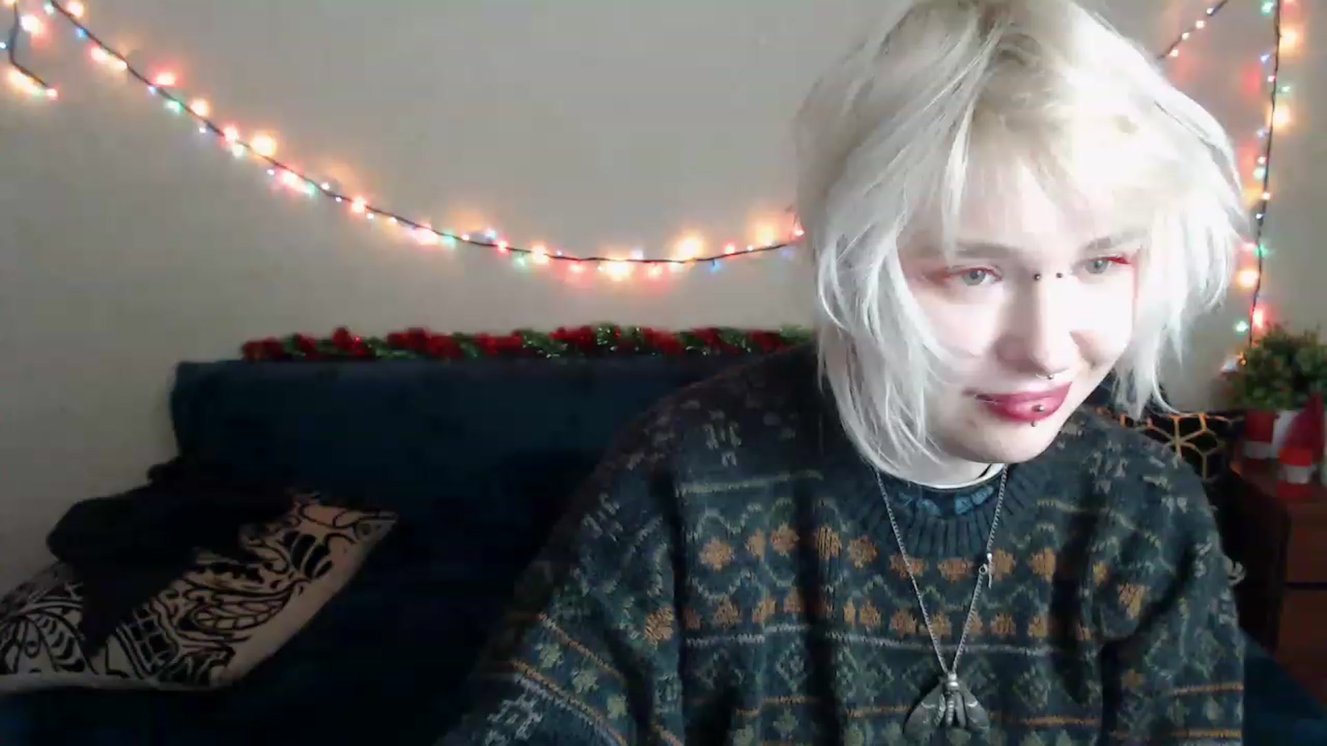 Gallery image thumbnail from Killinna's myfreecams stream on, 12/22/2022, 16:36 image 19 of 20