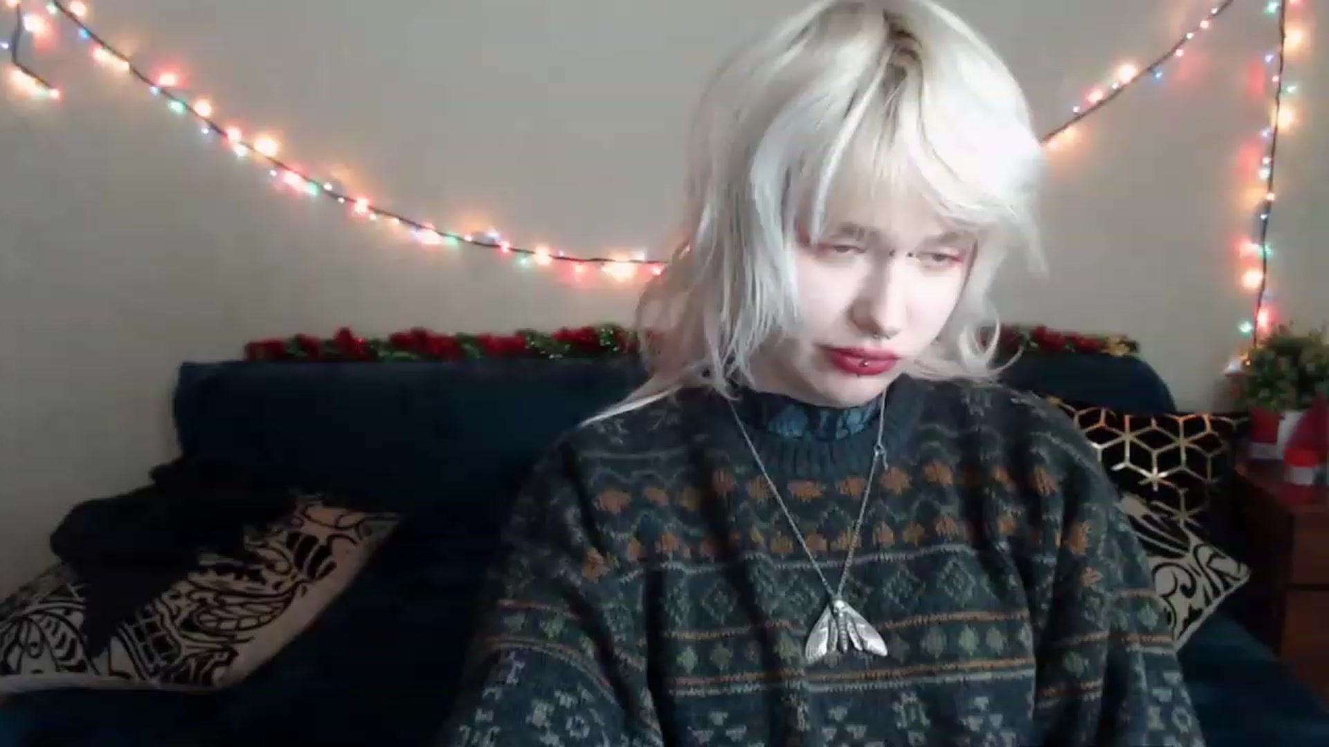 Gallery image thumbnail from Killinna's myfreecams stream on, 12/22/2022, 16:36 image 1 of 20