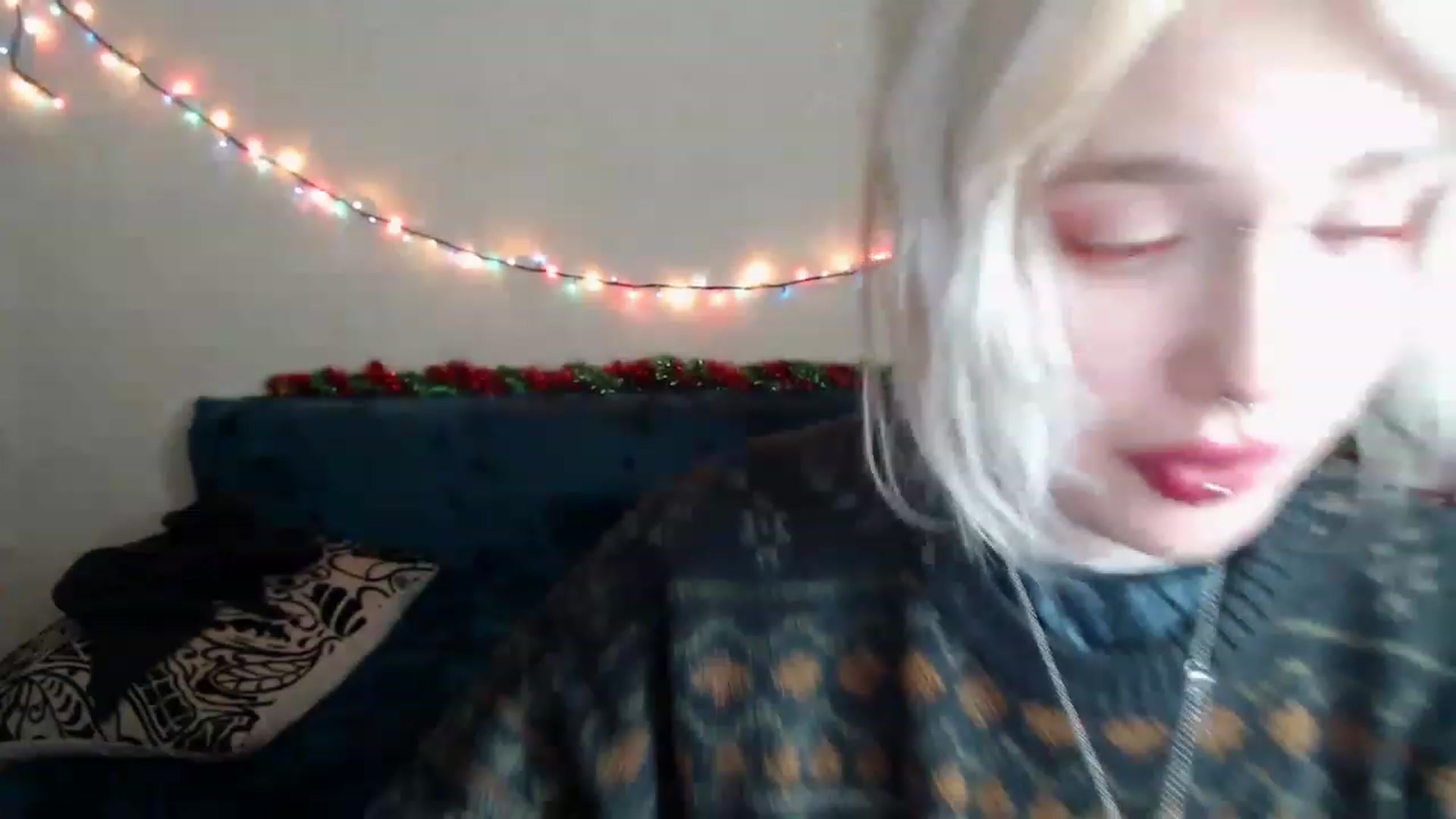 Gallery image thumbnail from Killinna's myfreecams stream on, 12/22/2022, 16:36 image 13 of 20