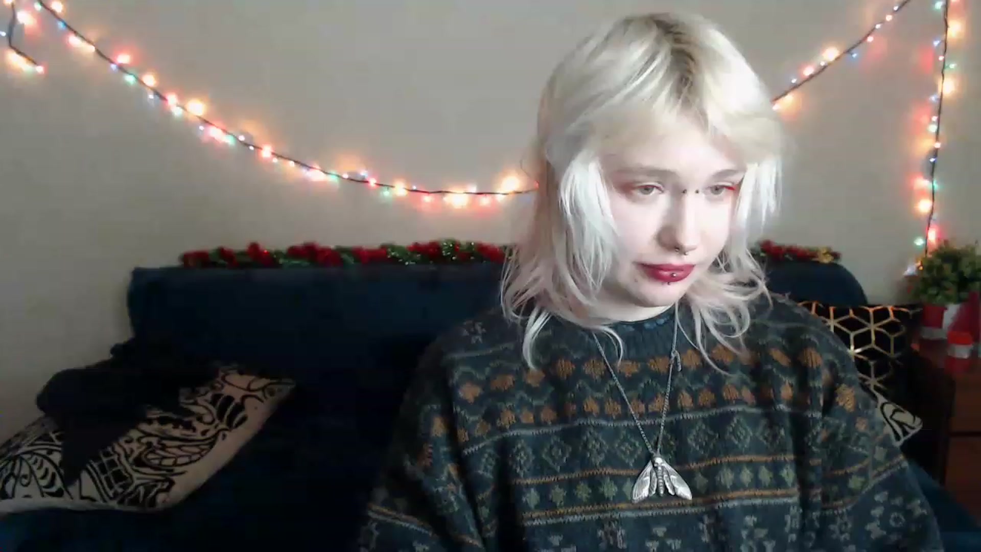 Gallery image thumbnail from Killinna's myfreecams stream on, 12/22/2022, 16:36 image 5 of 20