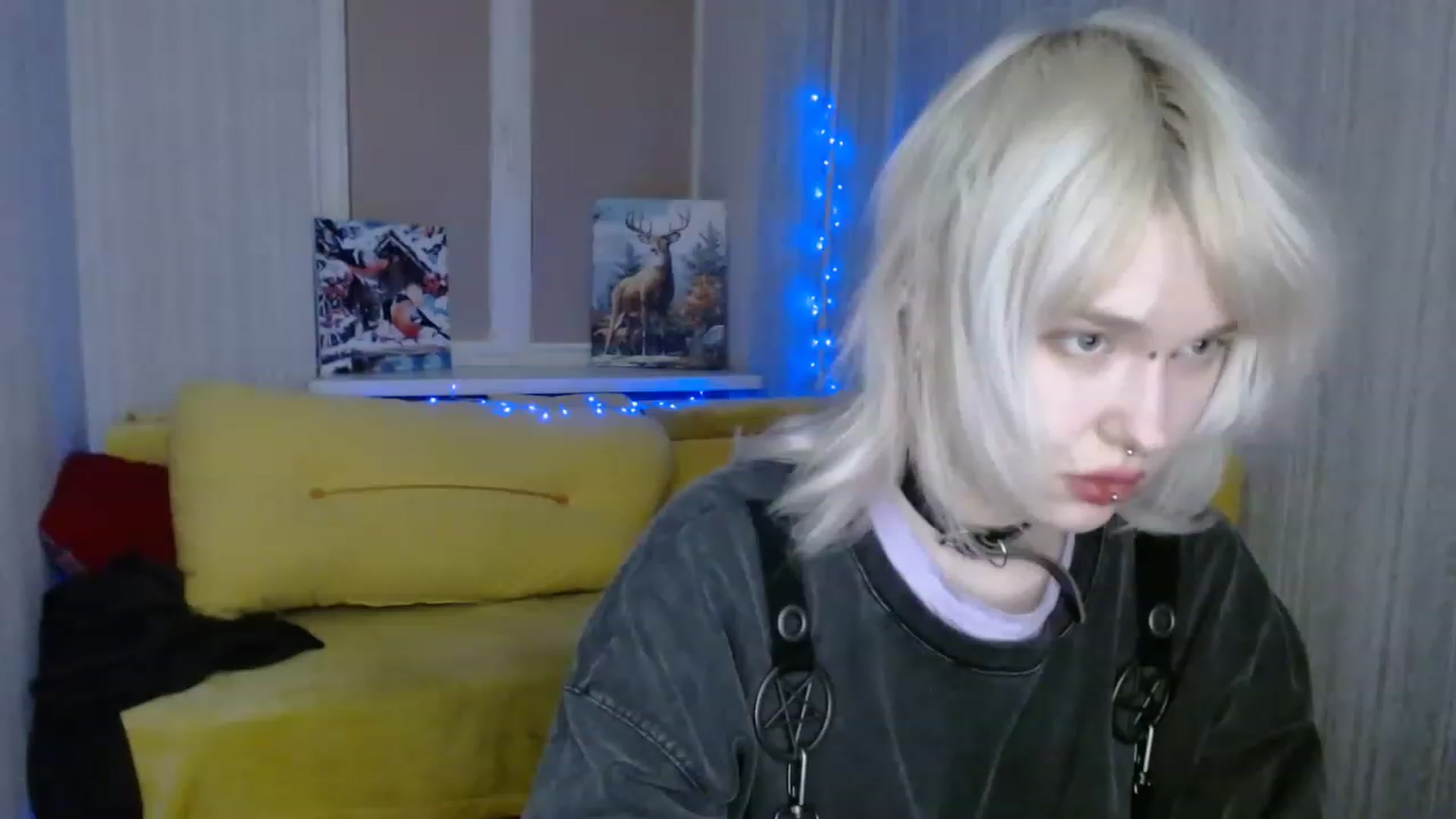Gallery image thumbnail from Killinna's myfreecams stream on, 12/23/2022, 14:55 image 6 of 20