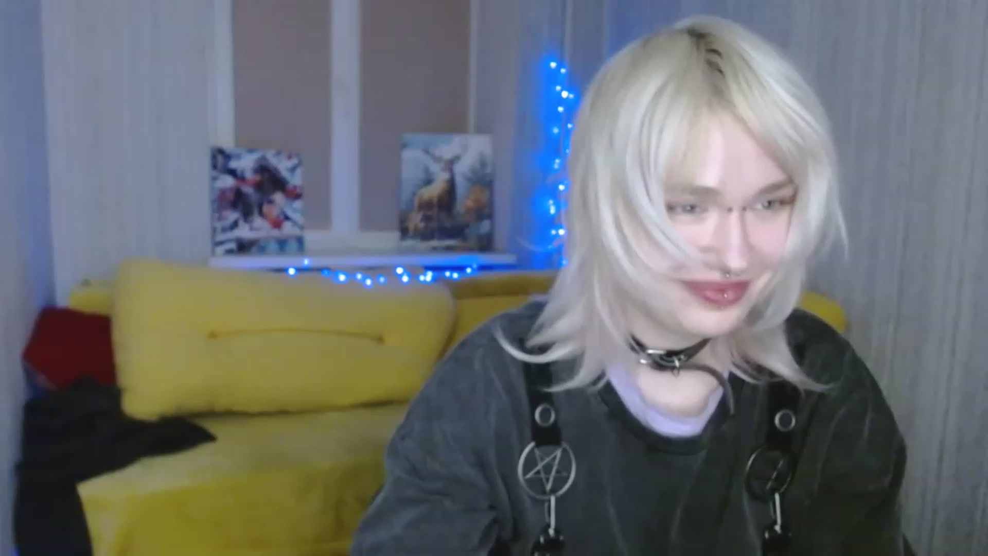 Gallery image thumbnail from Killinna's myfreecams stream on, 12/23/2022, 14:55 image 18 of 20