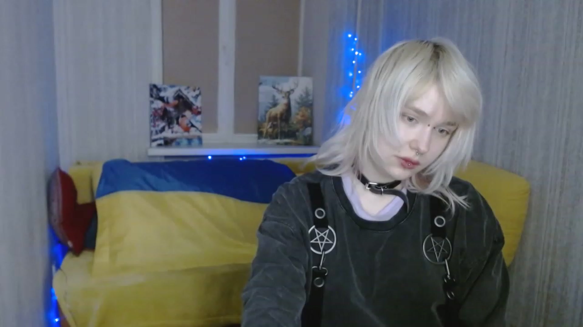 Gallery image thumbnail from Killinna's myfreecams stream on, 12/23/2022, 16:38 image 8 of 20