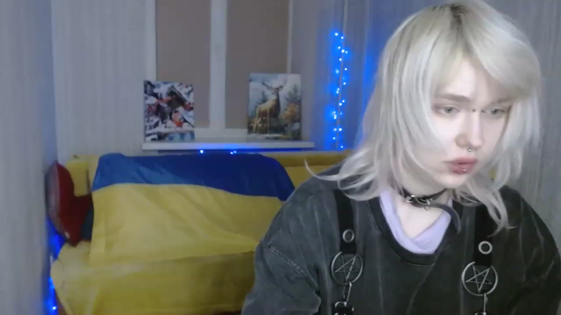 Gallery image thumbnail from Killinna's myfreecams stream on, 12/23/2022, 16:38 image 9 of 20