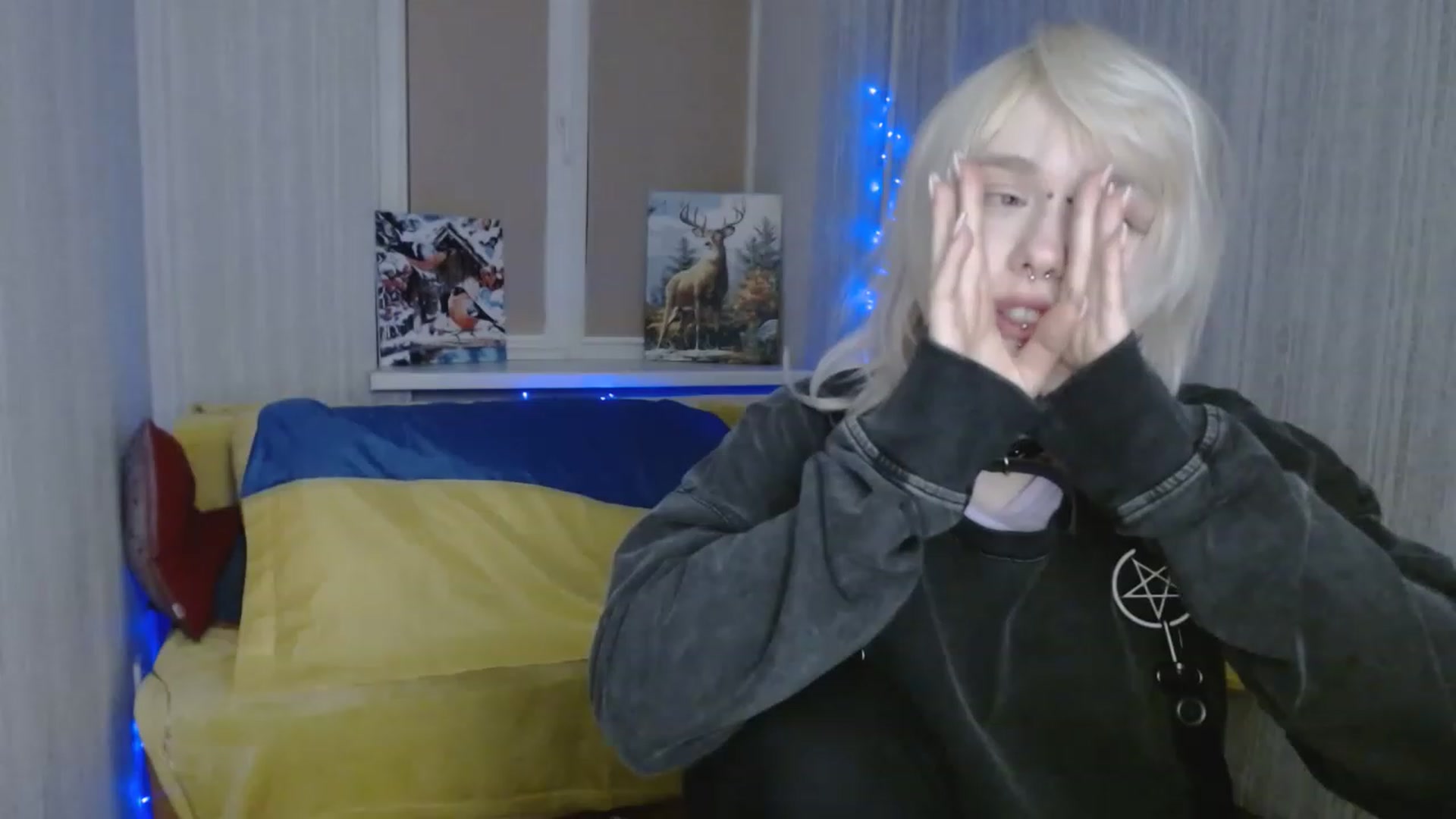 Gallery image thumbnail from Killinna's myfreecams stream on, 12/23/2022, 16:38 image 11 of 20
