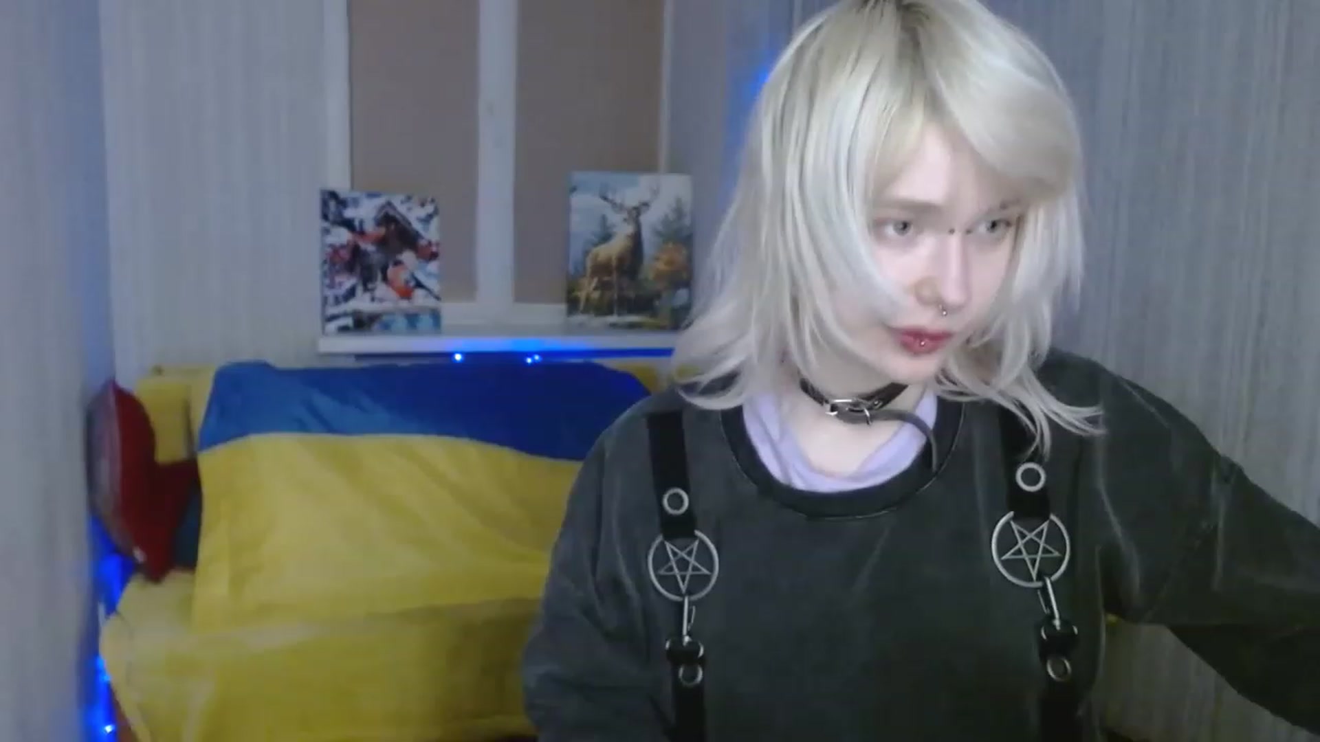 Gallery image thumbnail from Killinna's myfreecams stream on, 12/23/2022, 16:38 image 7 of 20