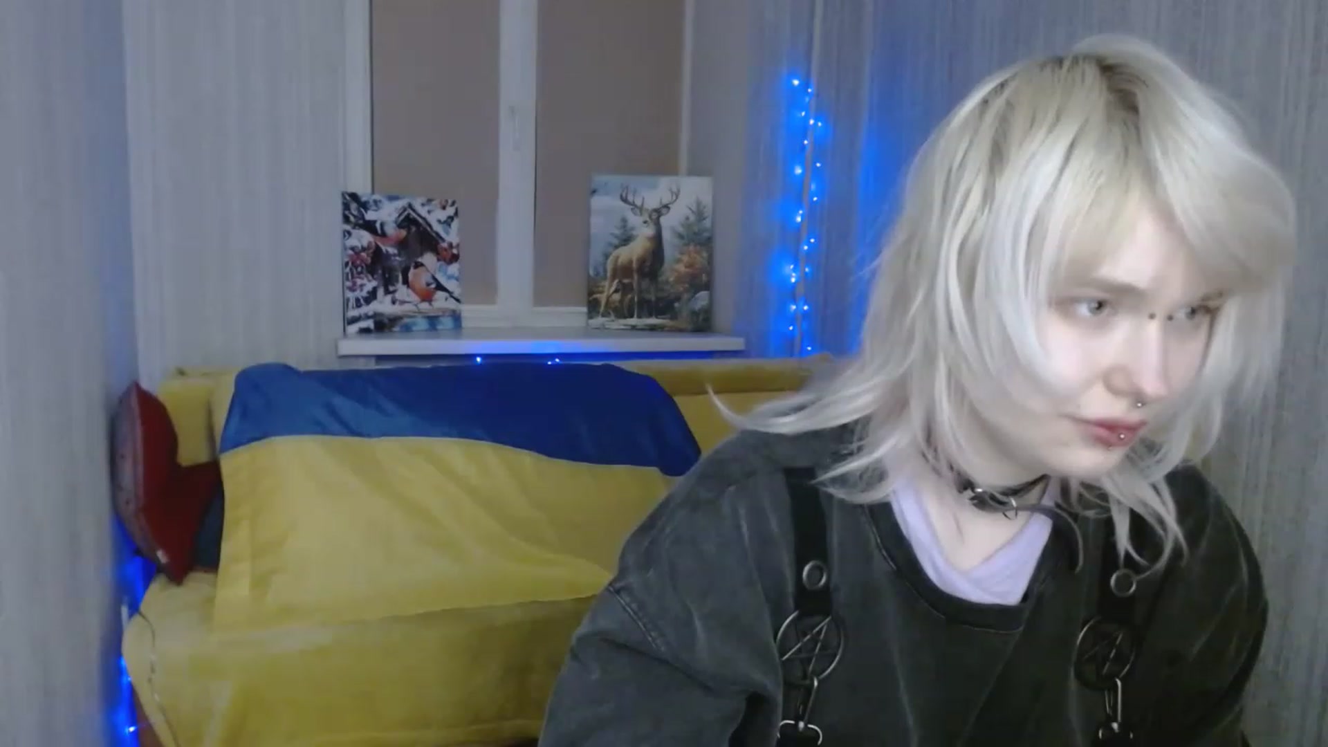 Gallery image thumbnail from Killinna's myfreecams stream on, 12/23/2022, 16:38 image 14 of 20