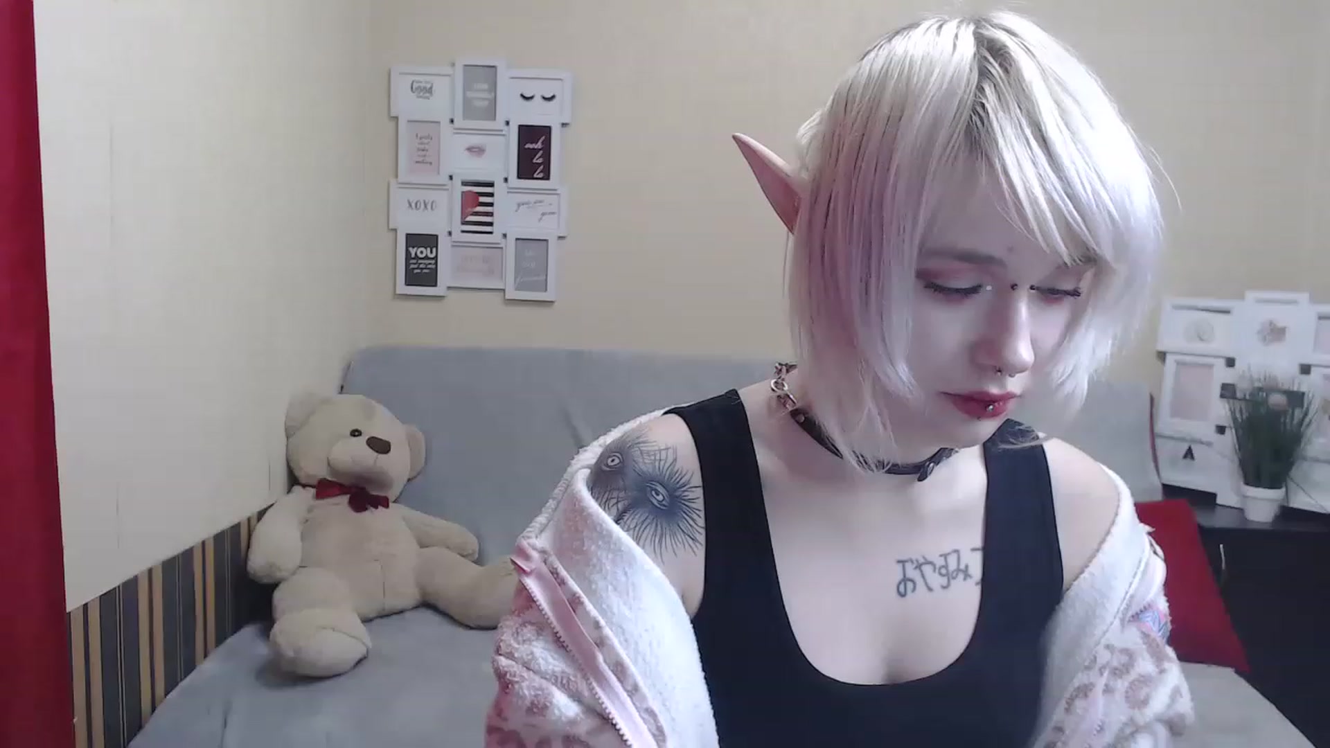 Gallery image thumbnail from Killinna's myfreecams stream on, 12/25/2022, 15:48 image 2 of 20