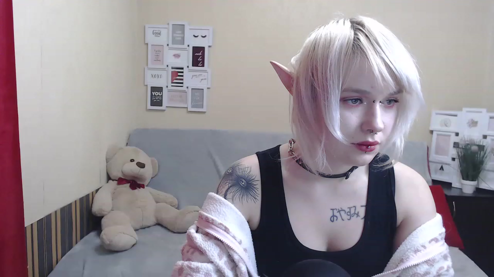 Gallery image thumbnail from Killinna's myfreecams stream on, 12/25/2022, 15:48 image 13 of 20