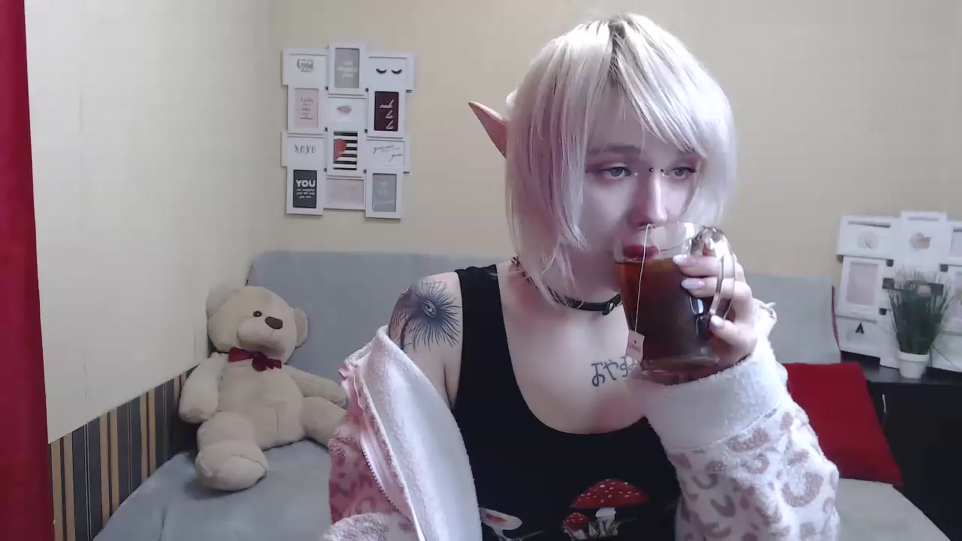 Gallery image thumbnail from Killinna's myfreecams stream on, 12/25/2022, 15:48 image 6 of 20