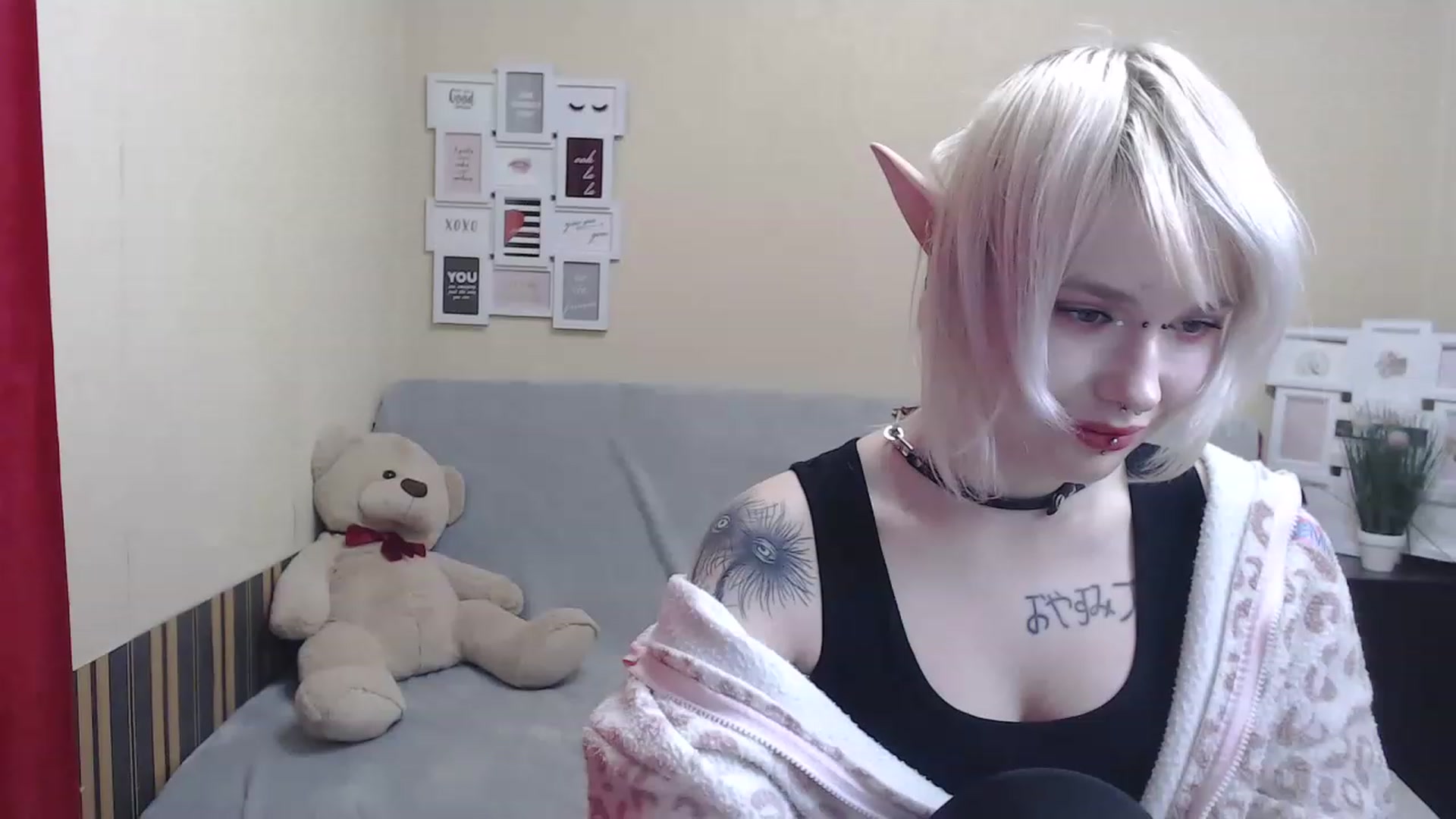 Gallery image thumbnail from Killinna's myfreecams stream on, 12/25/2022, 15:48 image 9 of 20