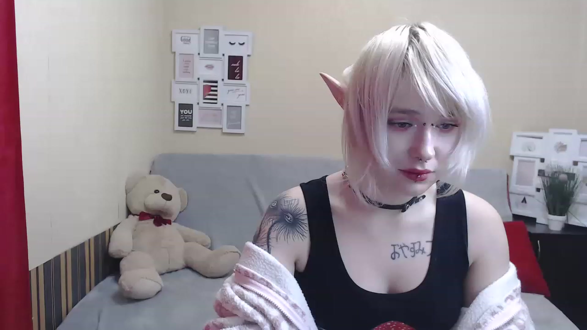 Gallery image thumbnail from Killinna's myfreecams stream on, 12/25/2022, 15:48 image 10 of 20