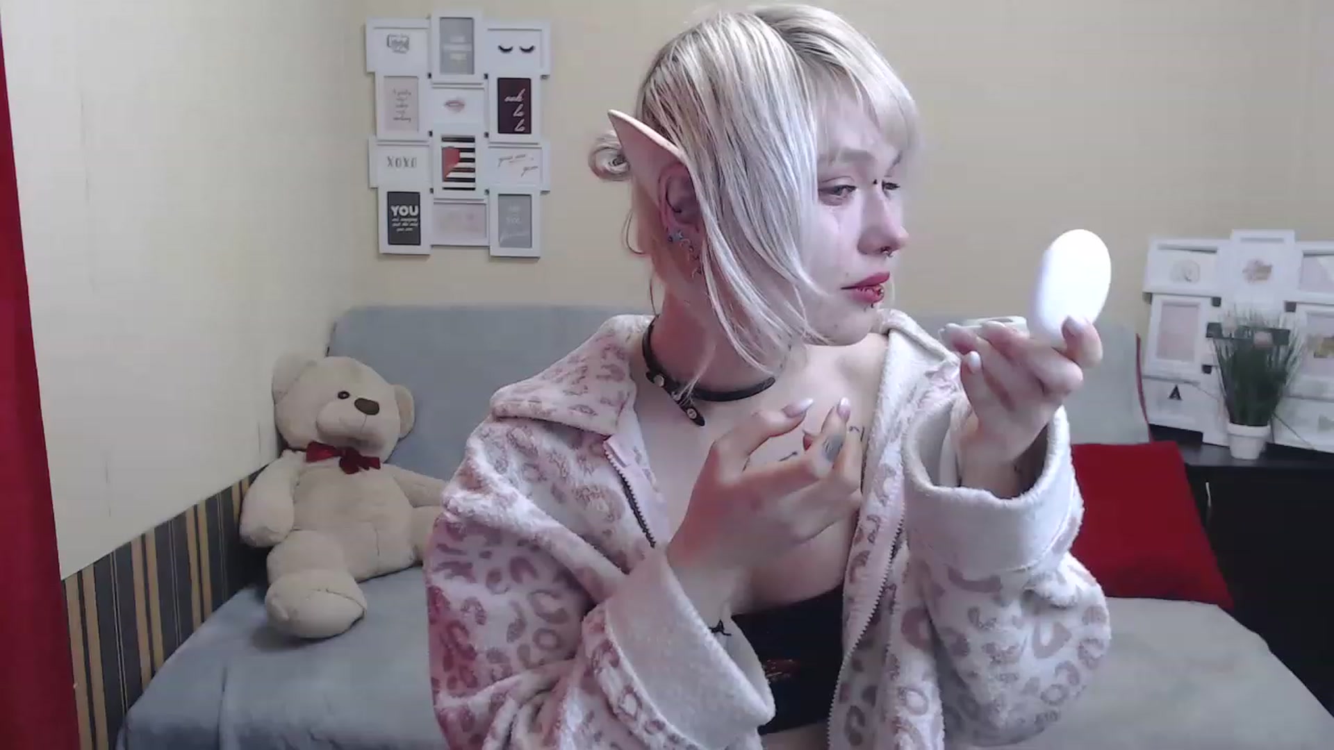 Gallery image thumbnail from Killinna's myfreecams stream on, 12/25/2022, 18:39 image 13 of 20
