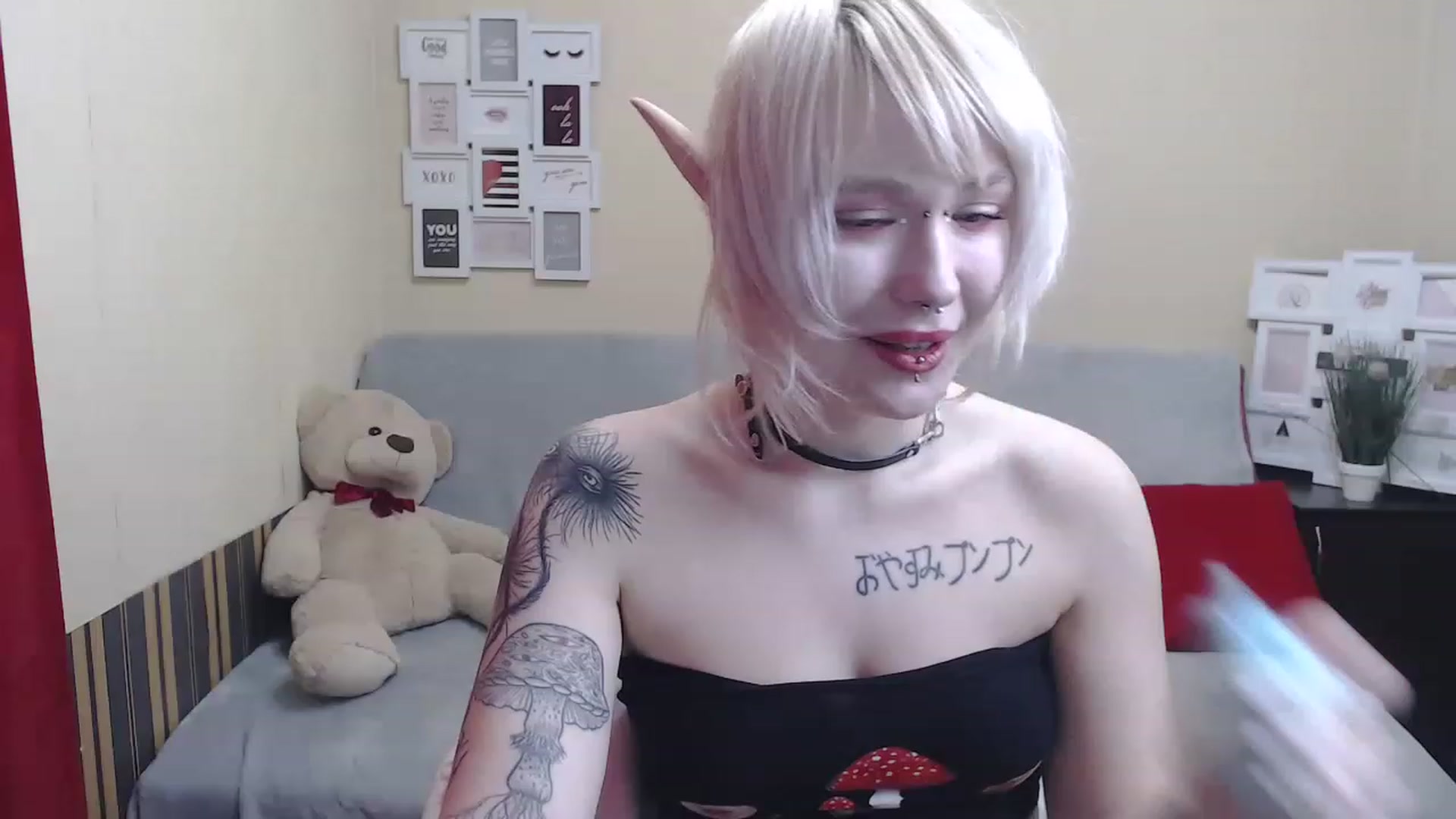 Gallery image thumbnail from Killinna's myfreecams stream on, 12/25/2022, 18:39 image 2 of 20