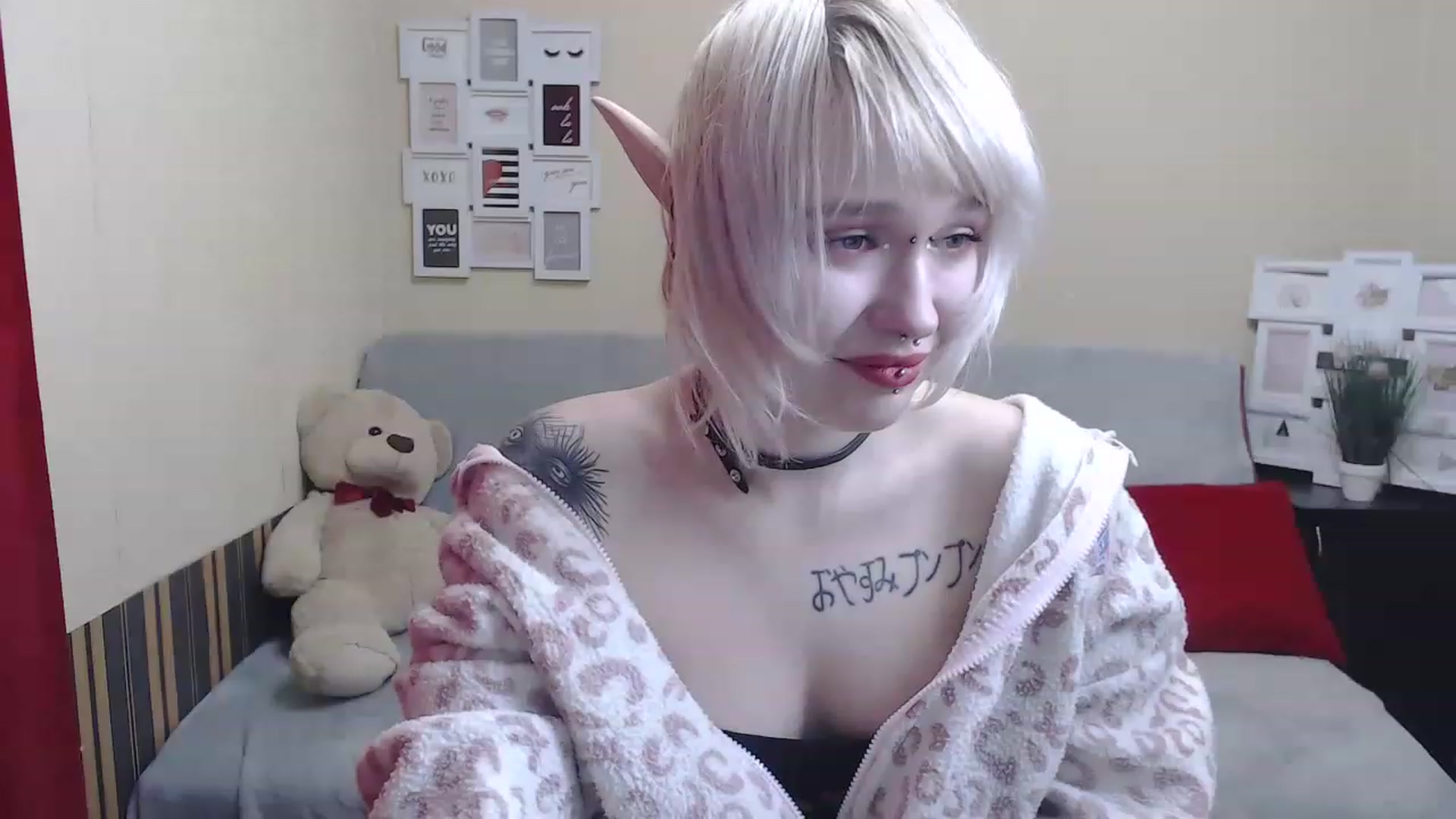 Gallery image thumbnail from Killinna's myfreecams stream on, 12/25/2022, 18:39 image 11 of 20