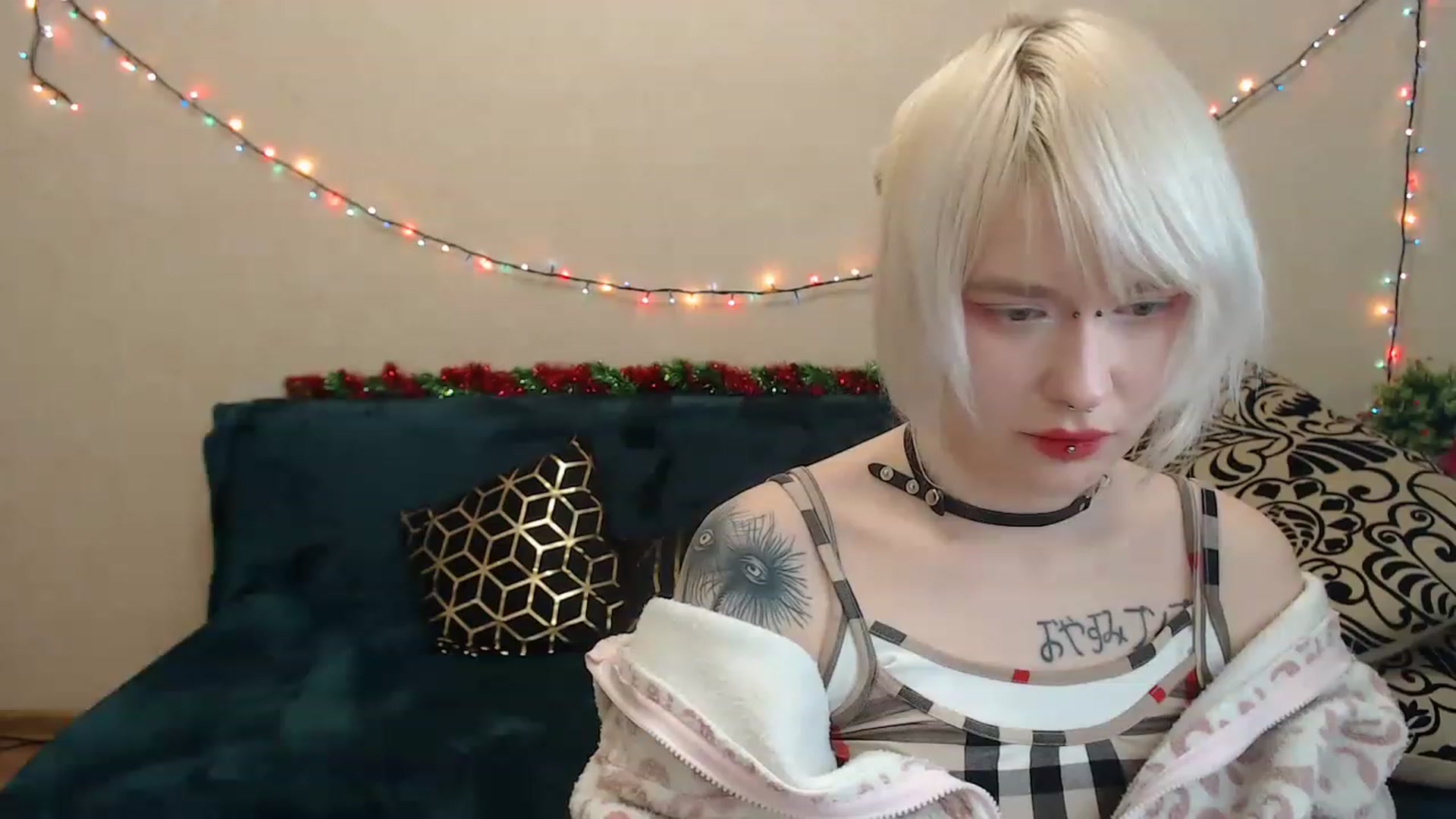 Gallery image thumbnail from Killinna's myfreecams stream on, 12/26/2022, 15:33 image 18 of 20