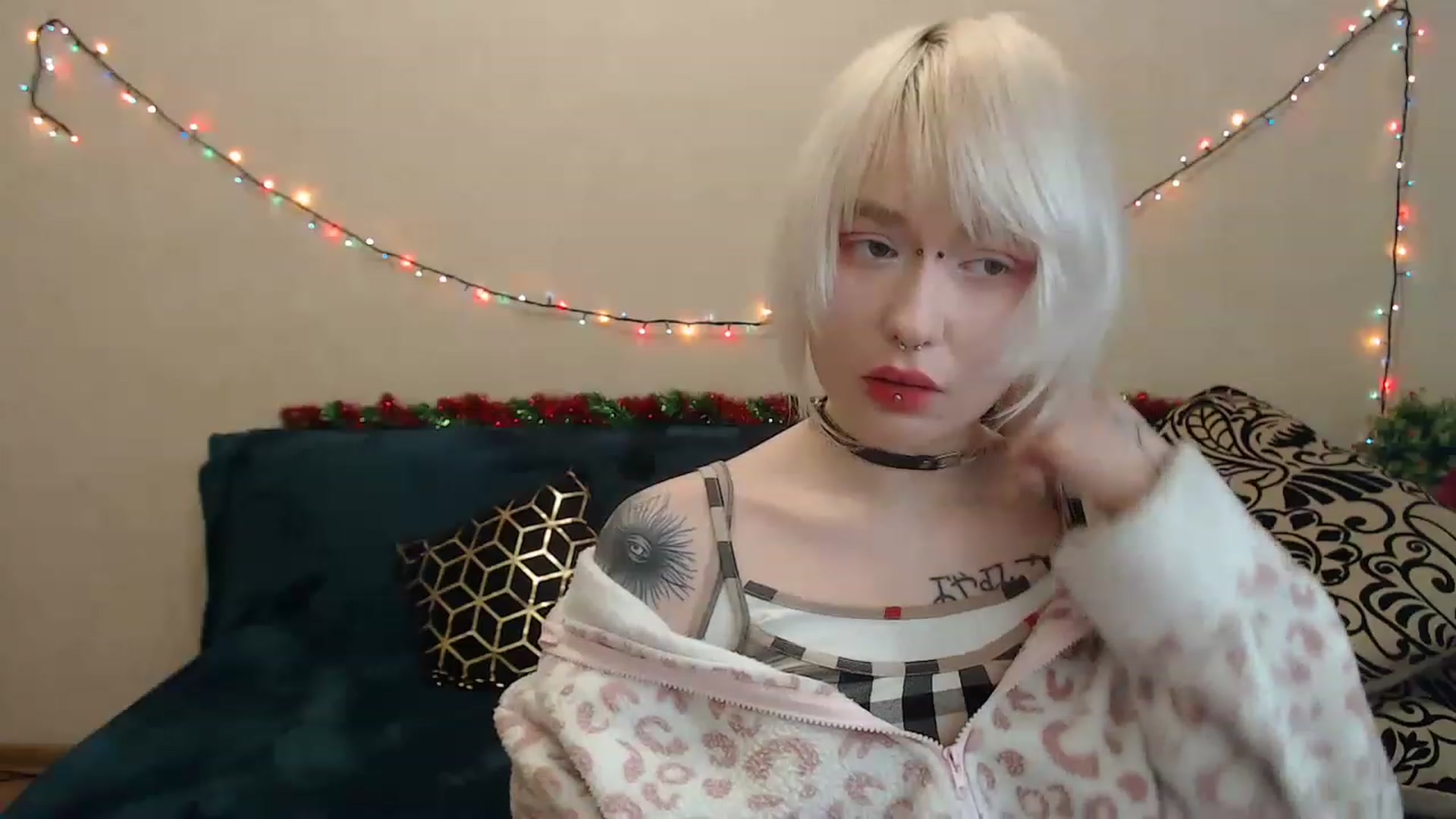 Gallery image thumbnail from Killinna's myfreecams stream on, 12/26/2022, 15:33 image 13 of 20