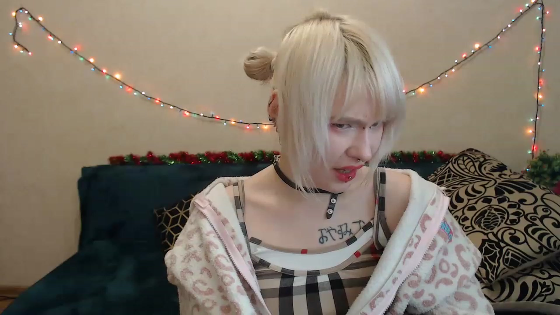 Gallery image thumbnail from Killinna's myfreecams stream on, 12/26/2022, 15:33 image 6 of 20