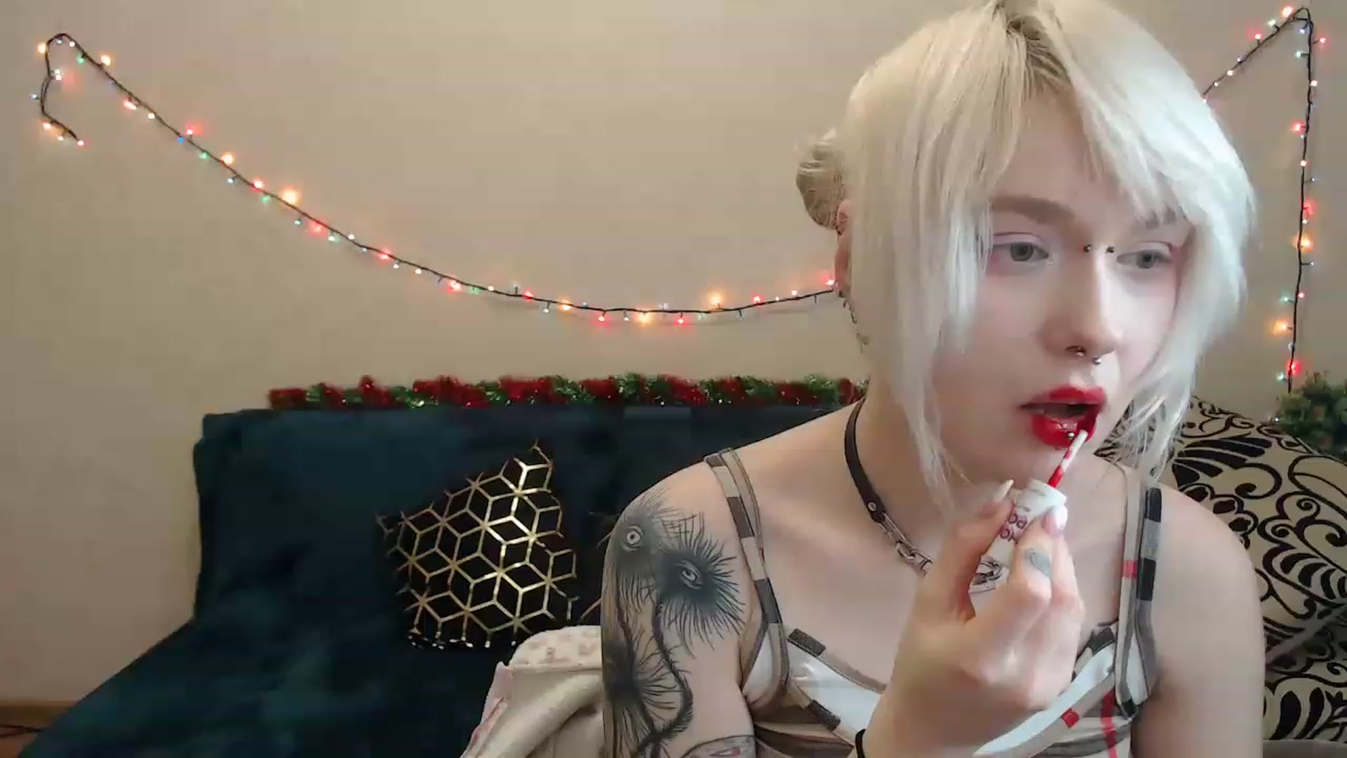 Gallery image thumbnail from Killinna's myfreecams stream on, 12/26/2022, 17:30 image 1 of 20