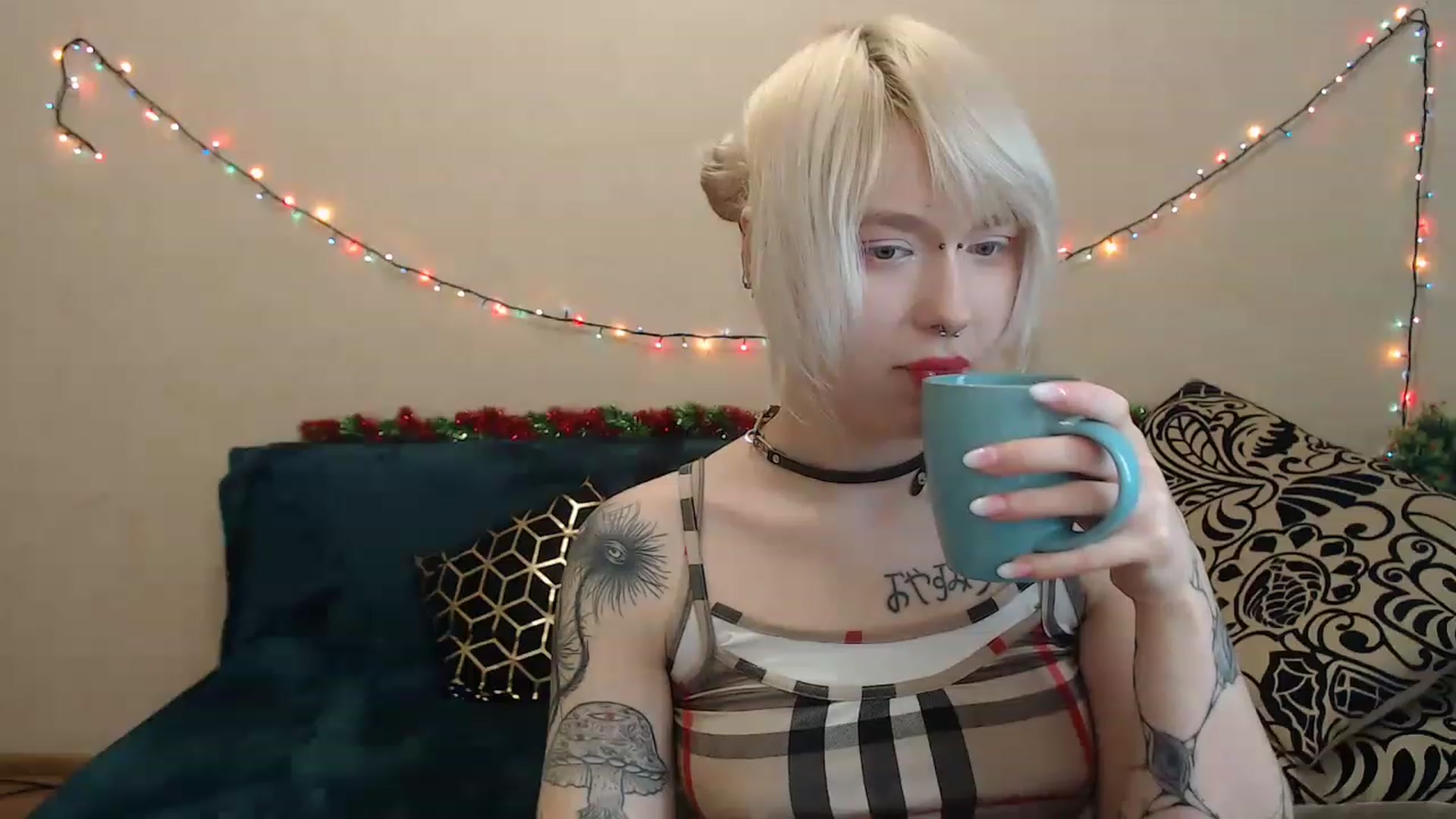 Gallery image thumbnail from Killinna's myfreecams stream on, 12/26/2022, 17:30 image 10 of 20