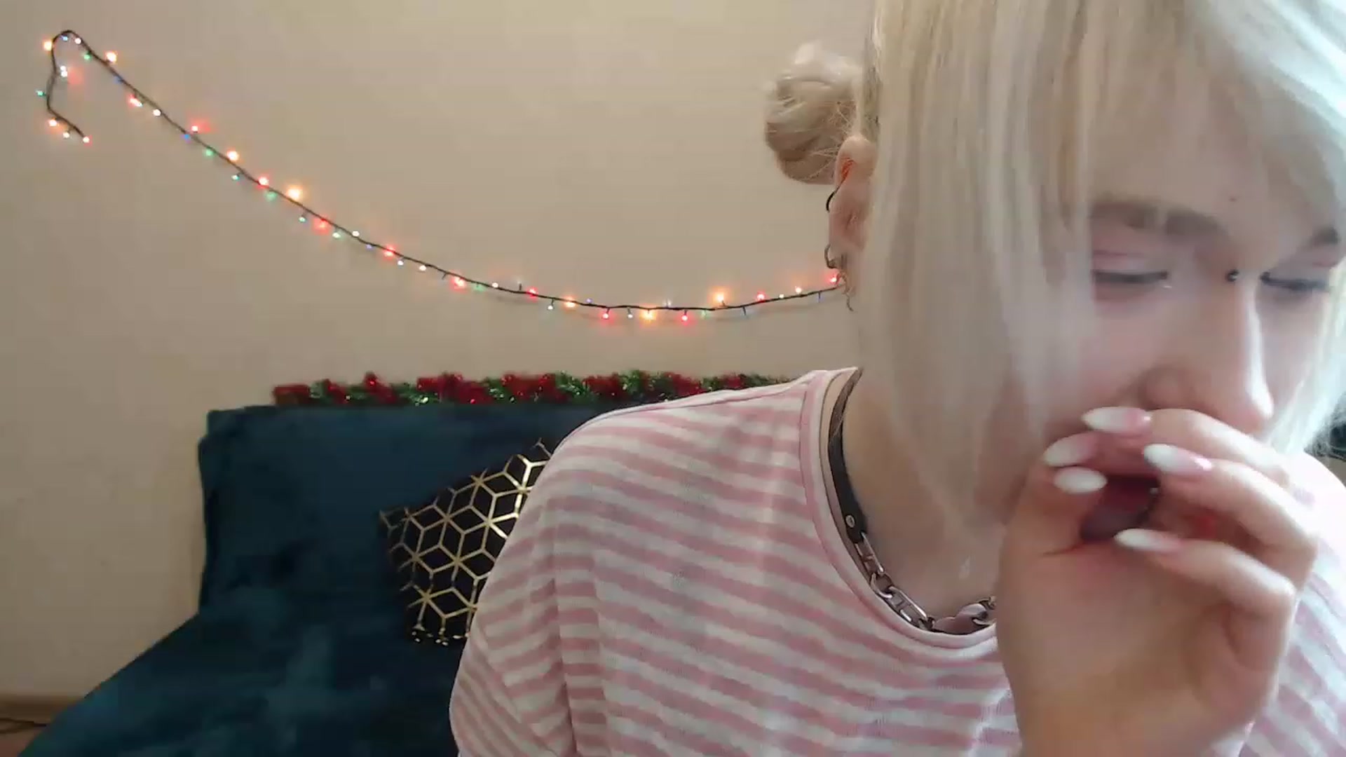 Gallery image thumbnail from Killinna's myfreecams stream on, 12/26/2022, 18:10 image 20 of 20