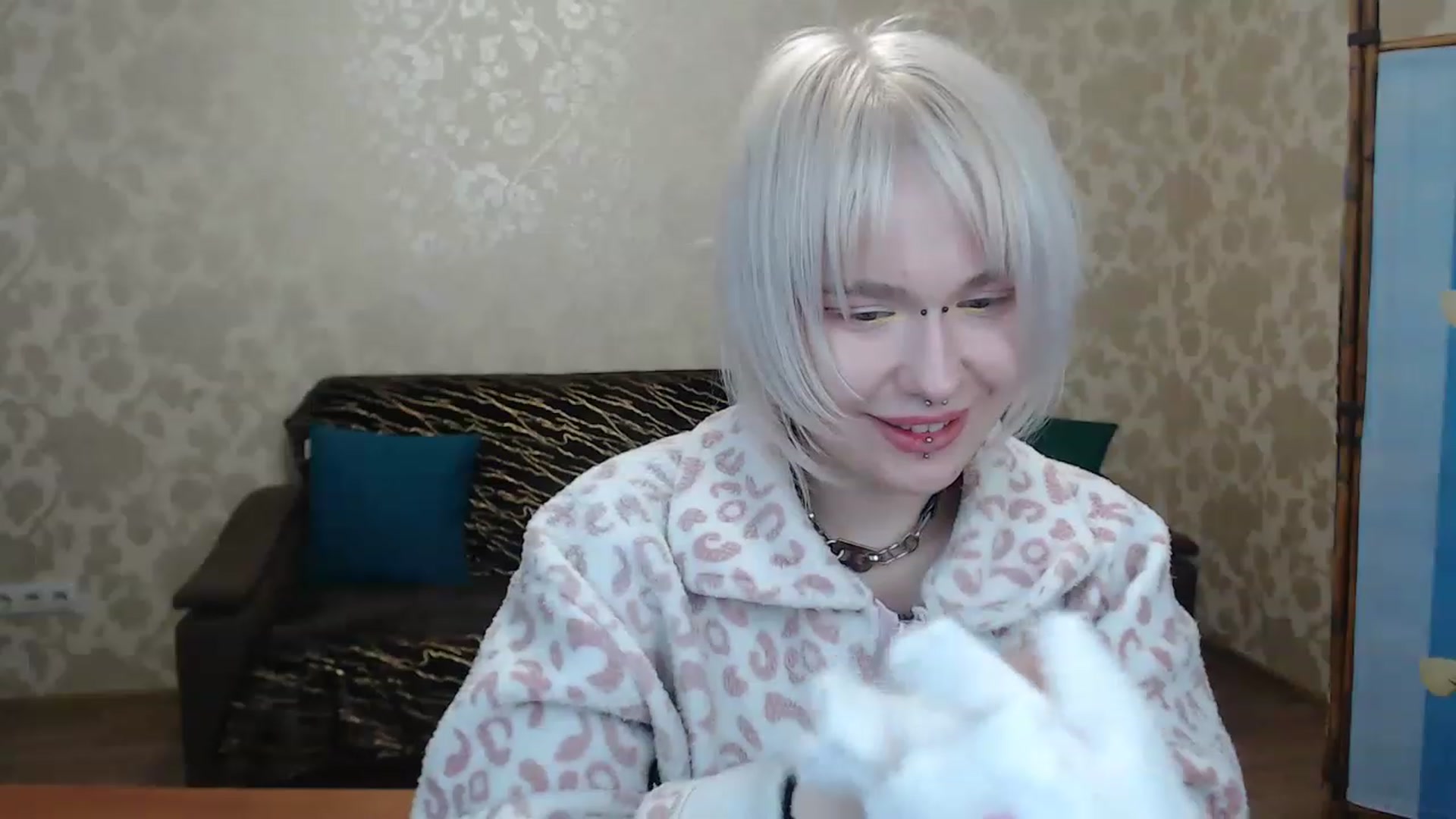 Gallery image thumbnail from Killinna's myfreecams stream on, 12/28/2022, 15:45 image 18 of 20
