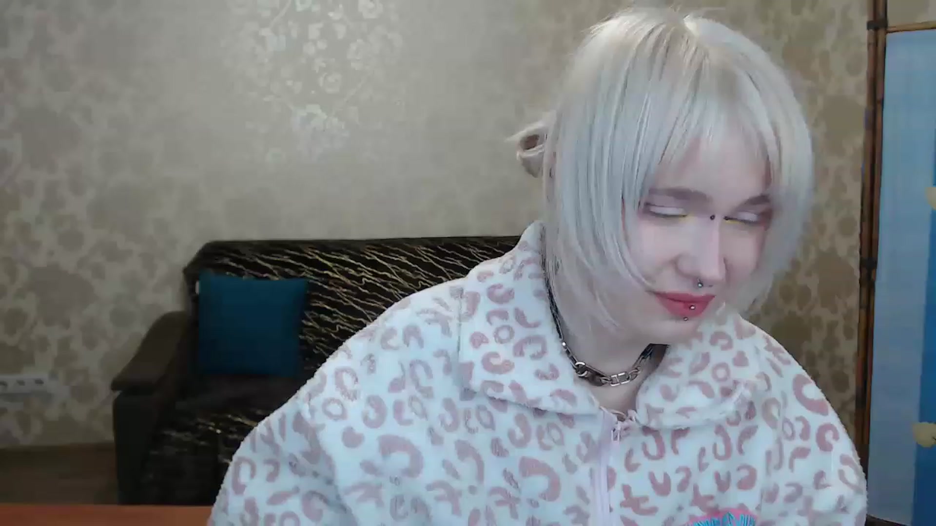 Gallery image thumbnail from Killinna's myfreecams stream on, 12/28/2022, 15:45 image 17 of 20