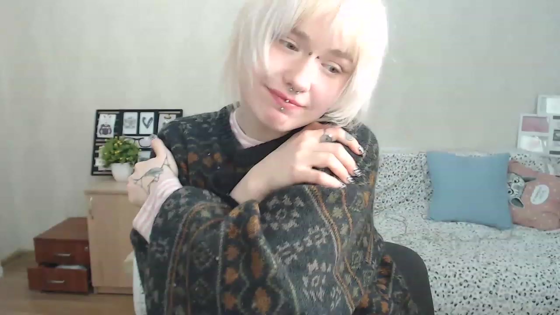 Gallery image thumbnail from Killinna's myfreecams stream on, 12/30/2022, 17:52 image 6 of 20
