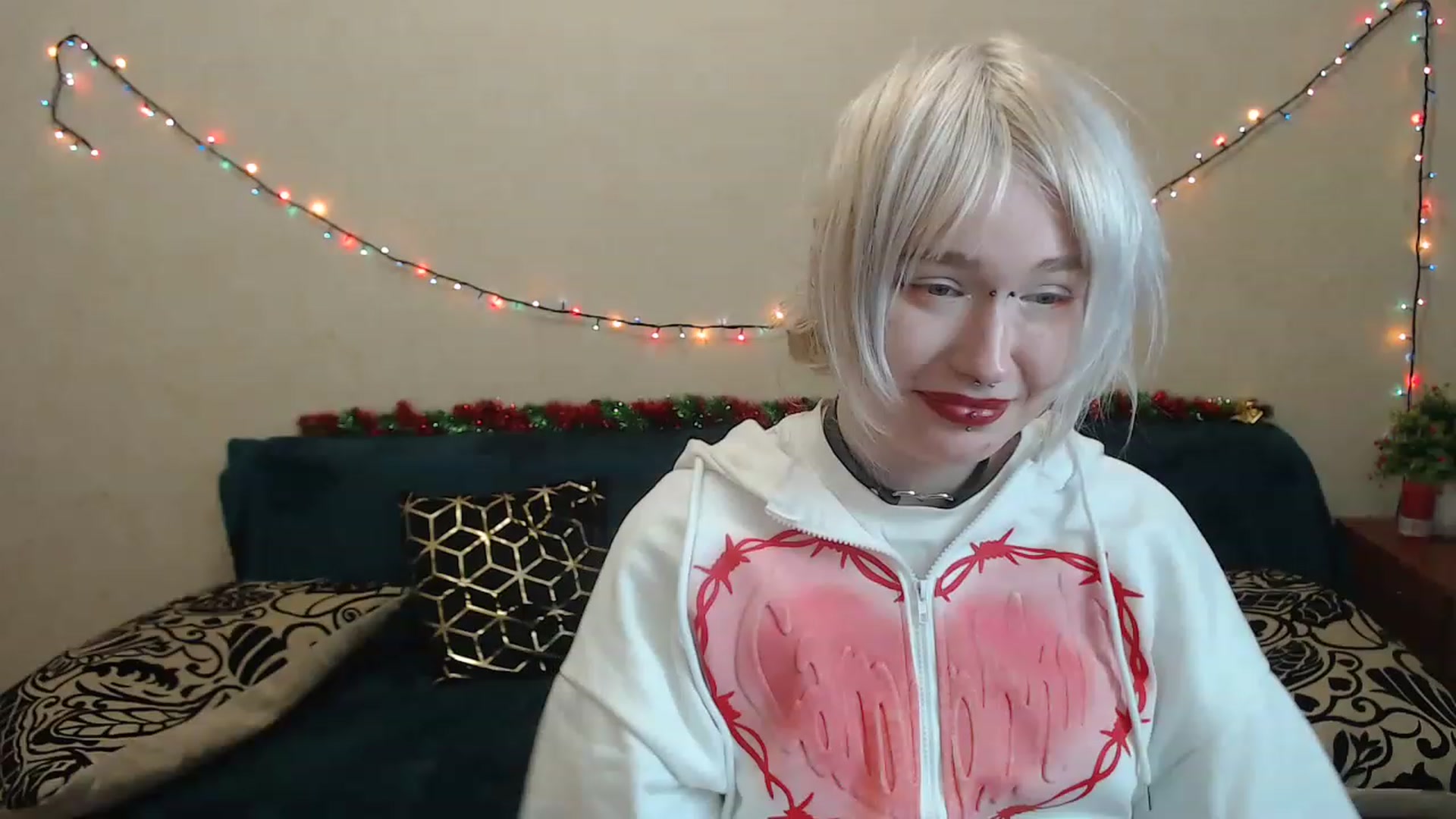 Gallery image thumbnail from Killinna's myfreecams stream on, 01/04/2023, 15:19 image 19 of 20