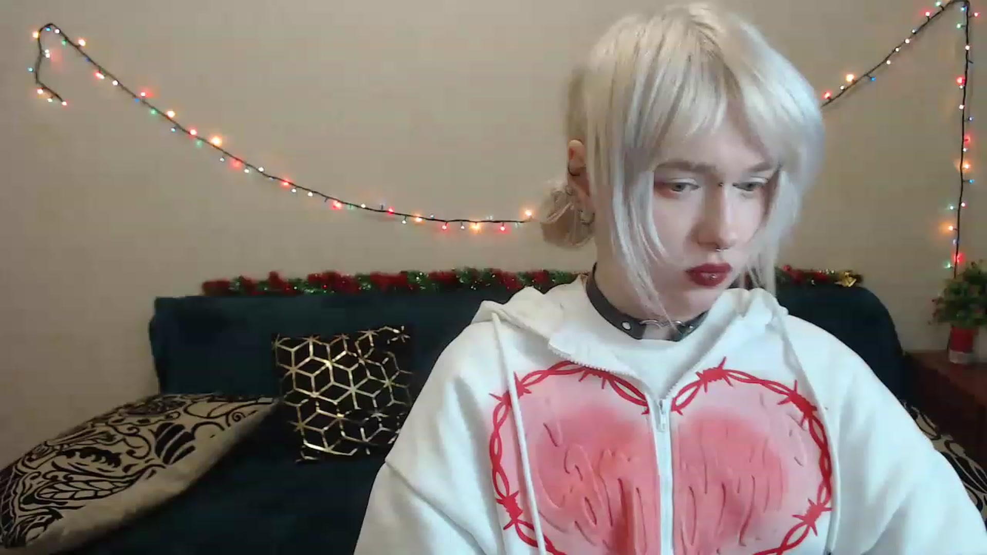 Gallery image thumbnail from Killinna's myfreecams stream on, 01/04/2023, 15:19 image 6 of 20
