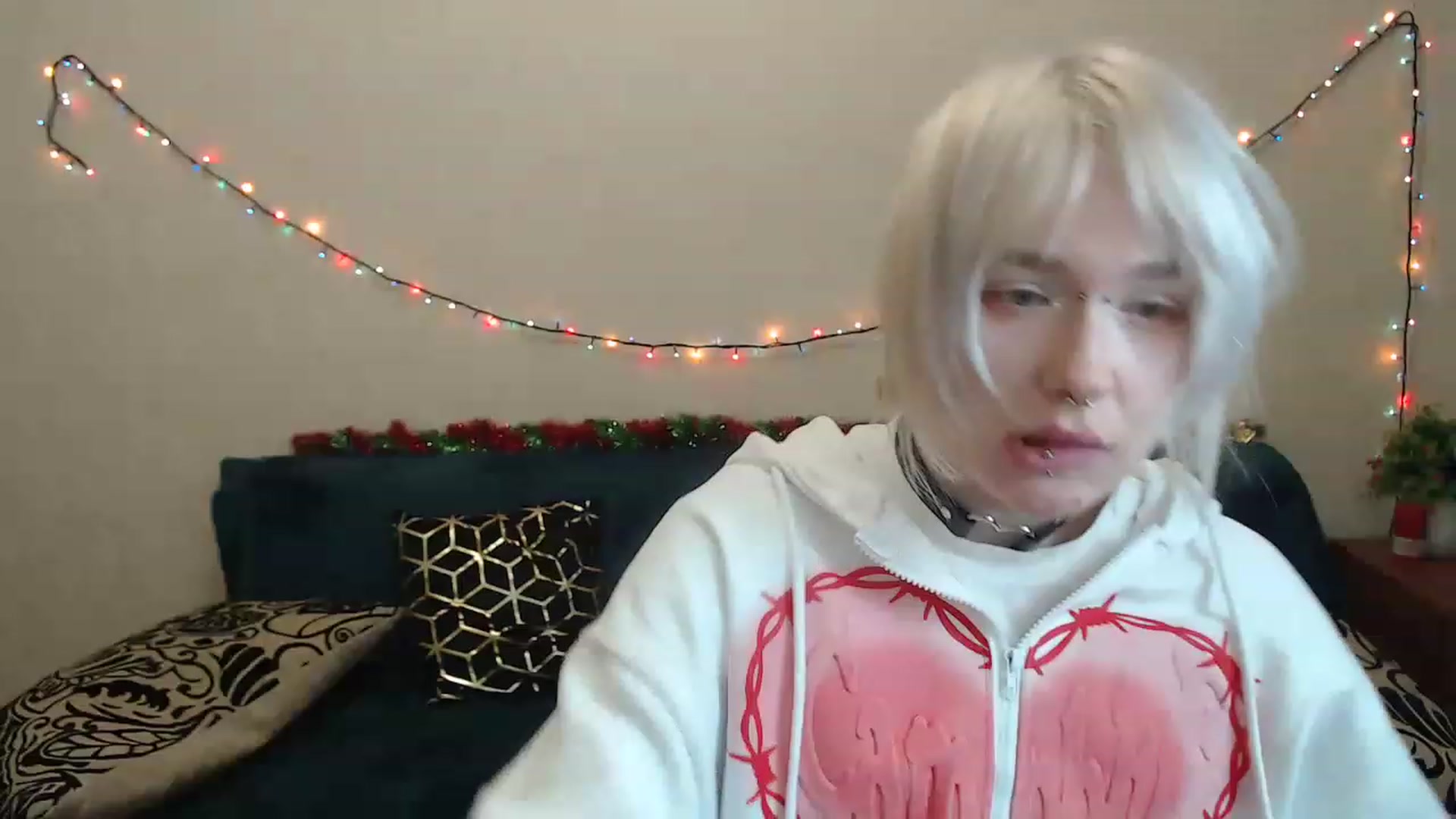 Gallery image thumbnail from Killinna's myfreecams stream on, 01/04/2023, 15:19 image 2 of 20