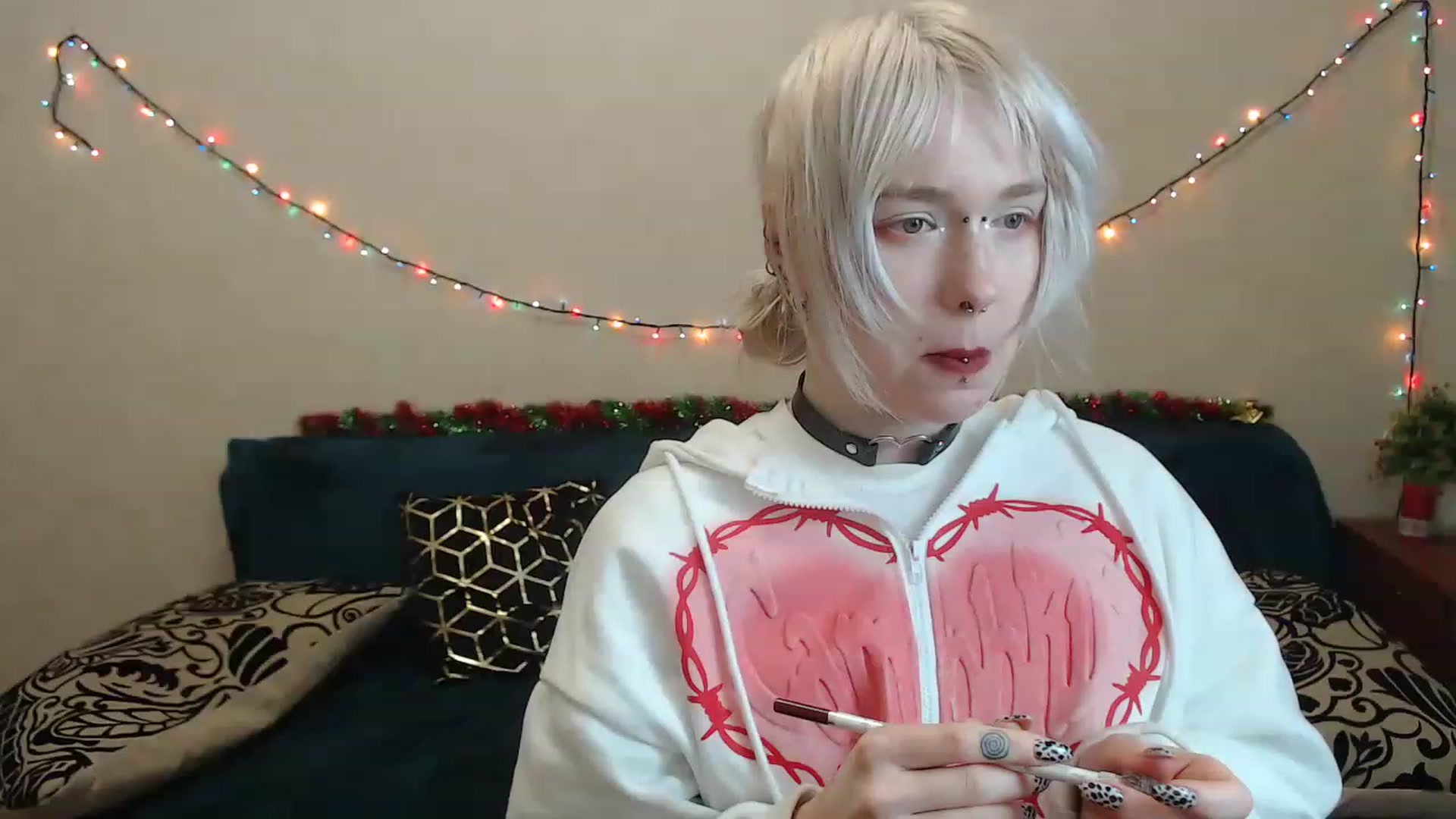 Gallery image thumbnail from Killinna's myfreecams stream on, 01/04/2023, 15:19 image 4 of 20