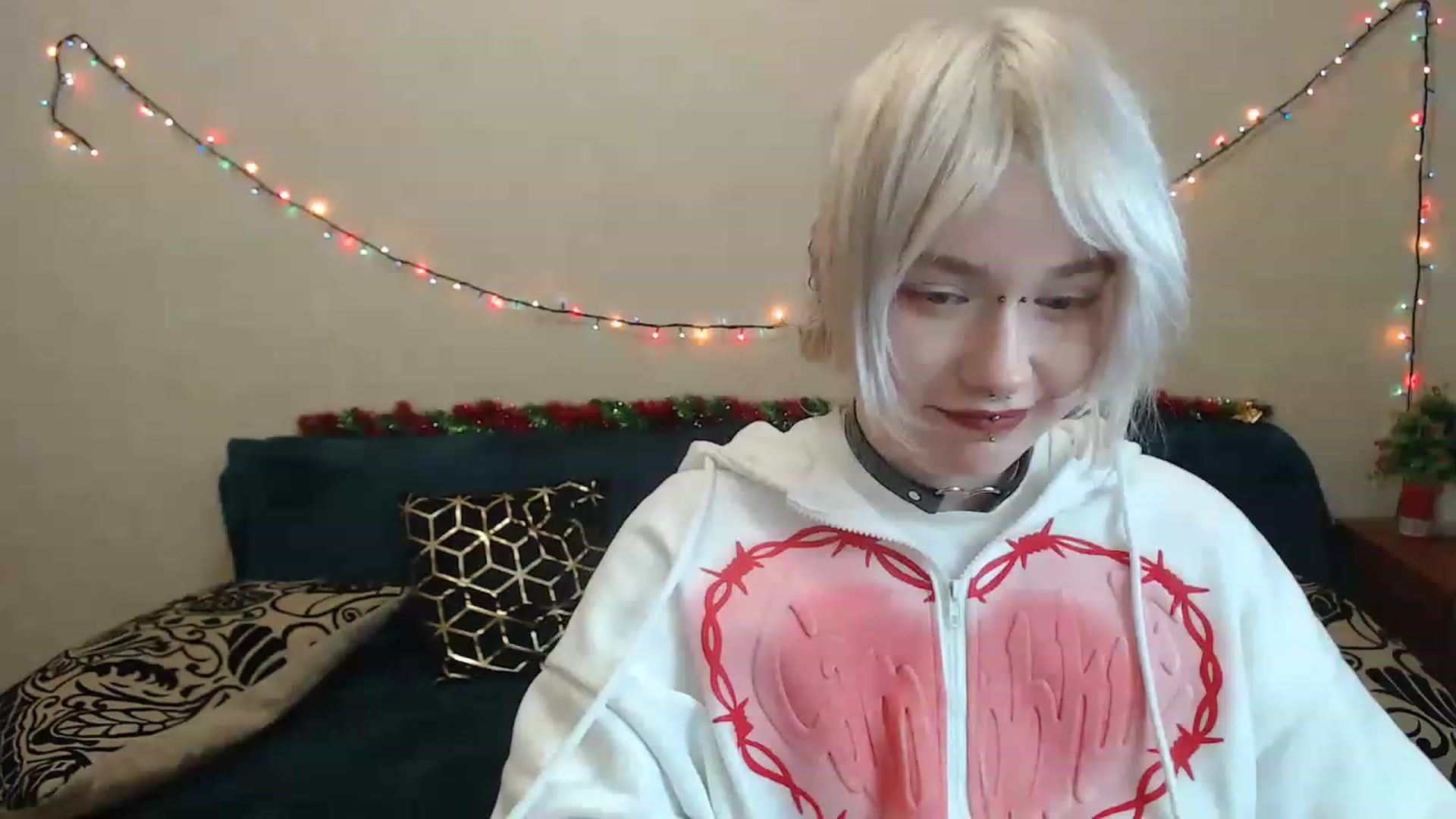 Gallery image thumbnail from Killinna's myfreecams stream on, 01/04/2023, 15:19 image 10 of 20