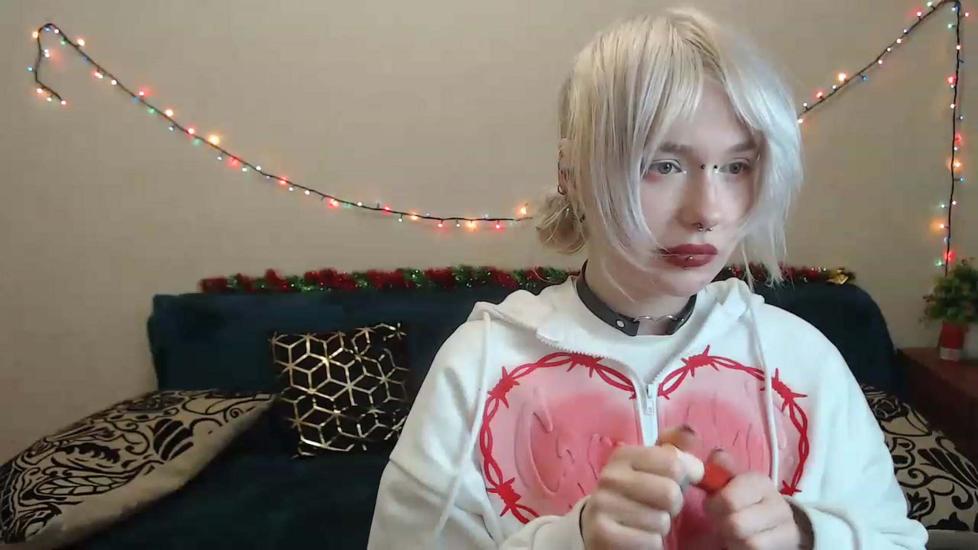 Gallery image thumbnail from Killinna's myfreecams stream on, 01/04/2023, 15:19 image 11 of 20