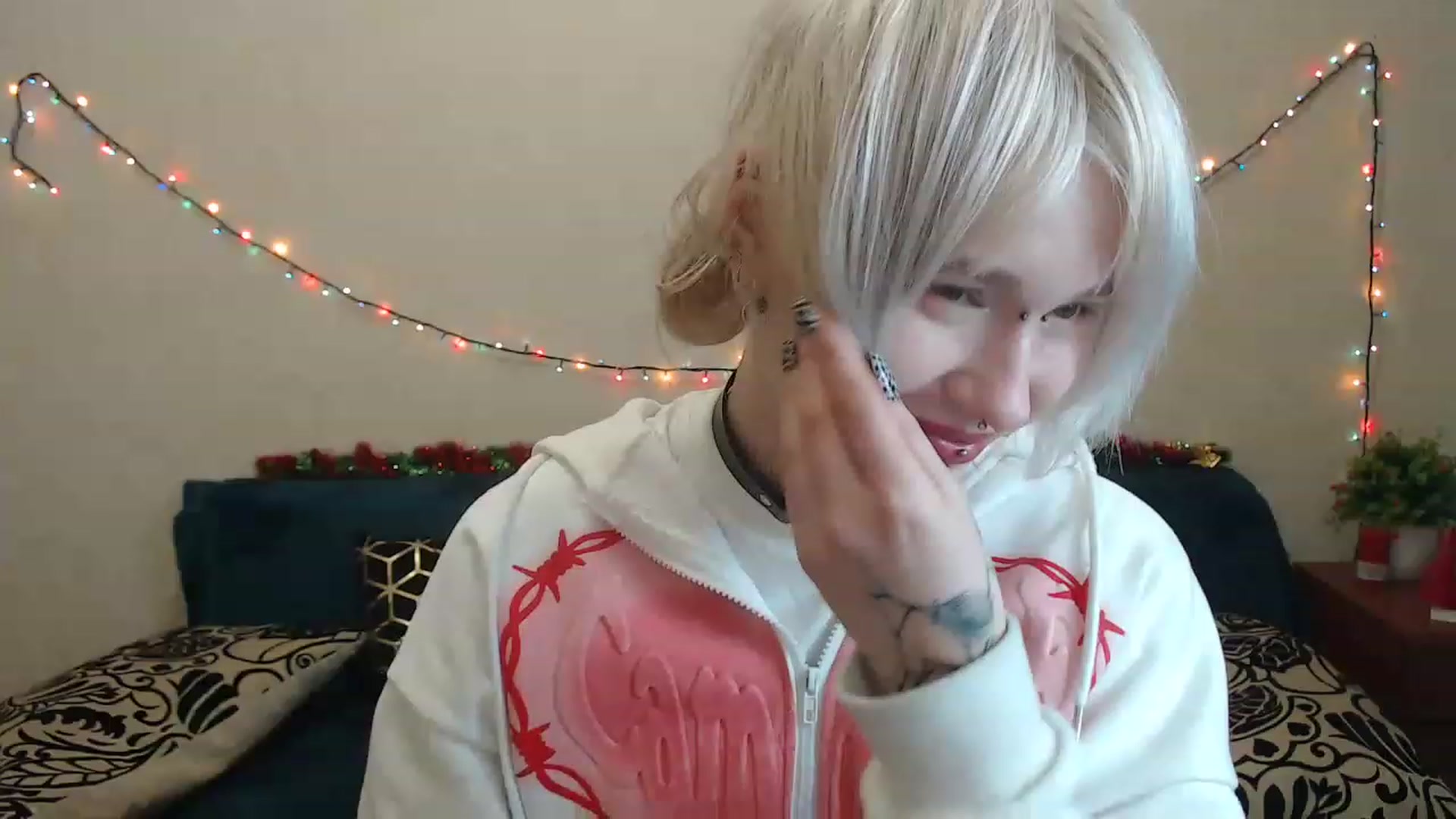 Gallery image thumbnail from Killinna's myfreecams stream on, 01/04/2023, 16:24 image 15 of 20