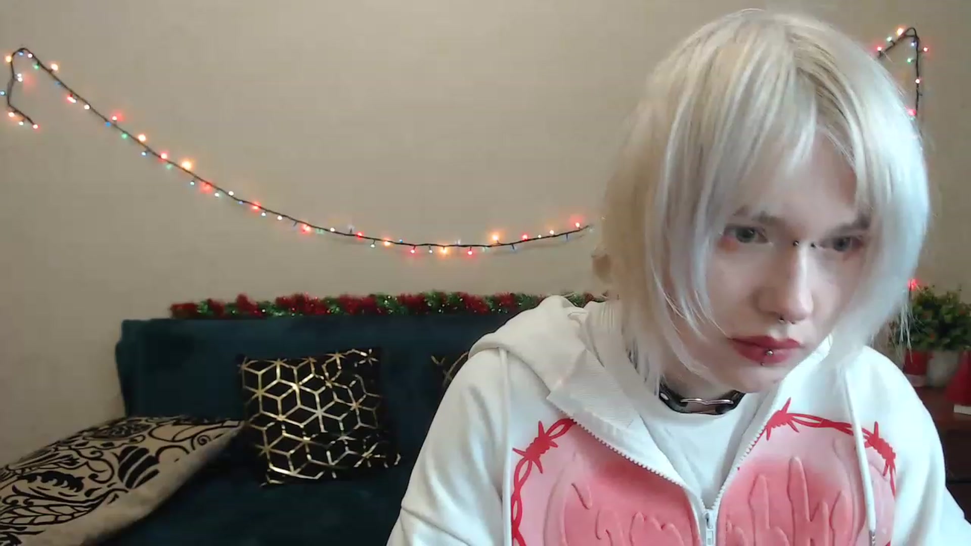 Gallery image thumbnail from Killinna's myfreecams stream on, 01/04/2023, 16:24 image 18 of 20