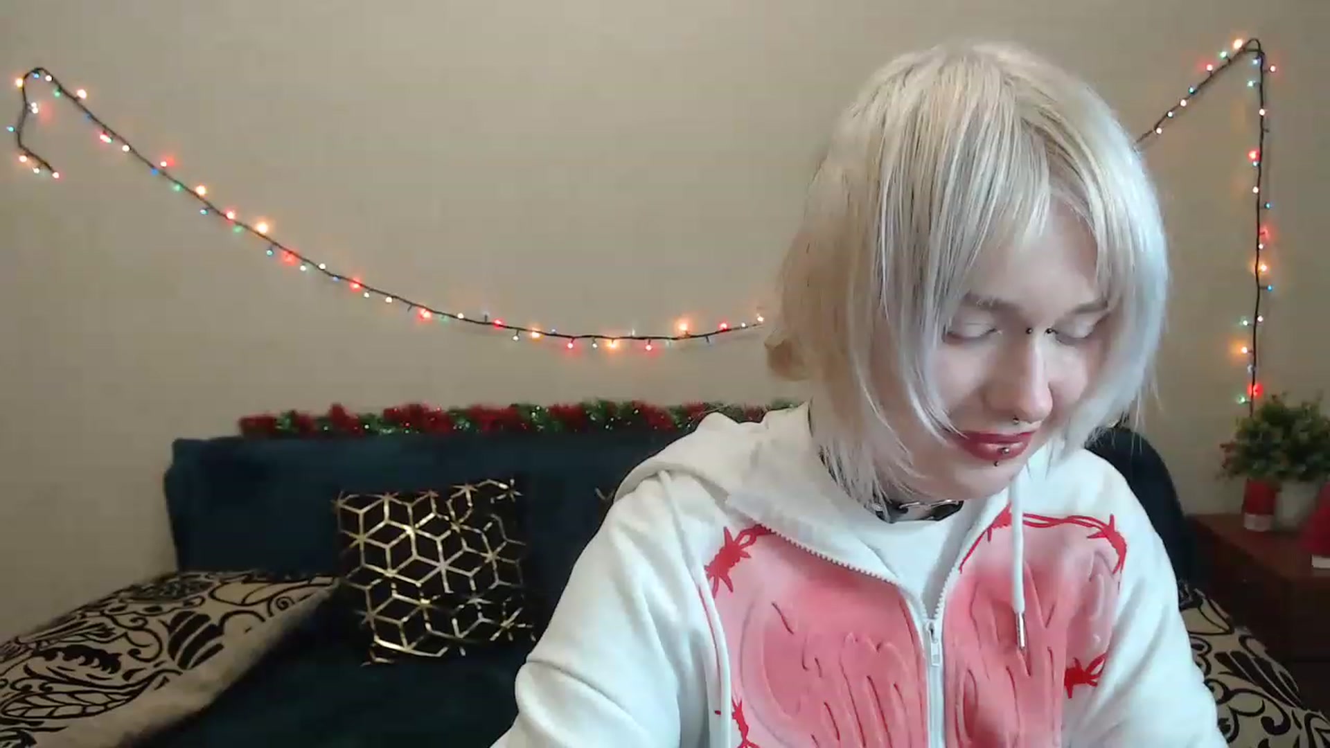 Gallery image thumbnail from Killinna's myfreecams stream on, 01/04/2023, 16:24 image 19 of 20