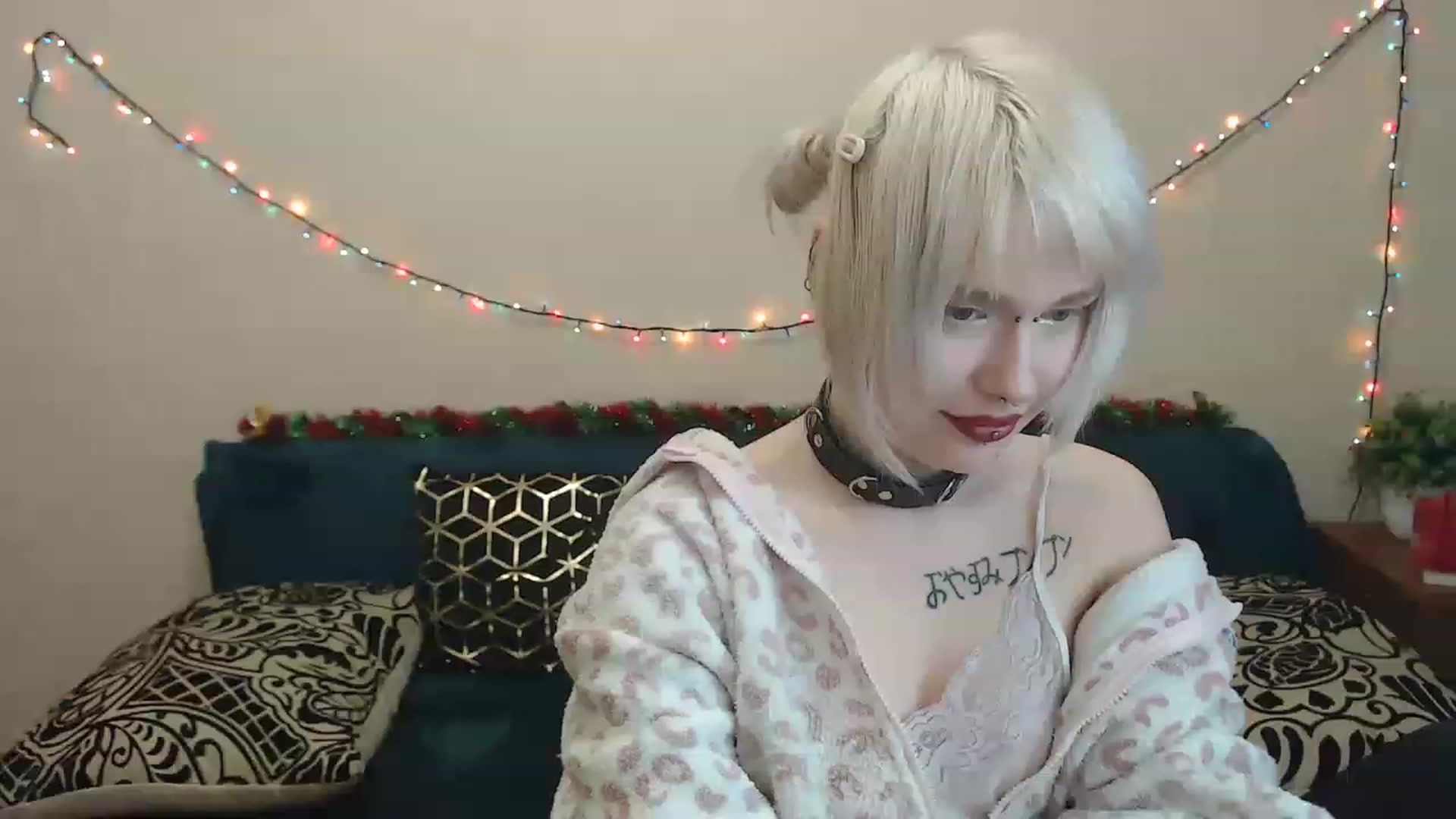 Gallery image thumbnail from Killinna's myfreecams stream on, 01/08/2023, 15:38 image 19 of 20