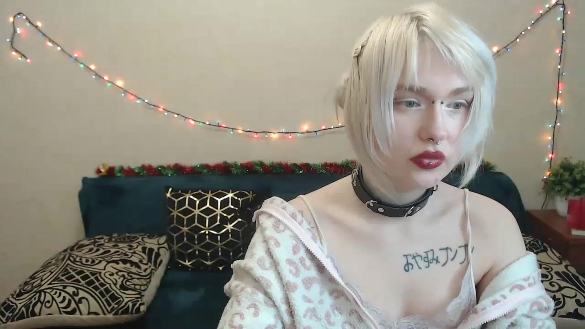 Gallery image thumbnail from Killinna's myfreecams stream on, 01/08/2023, 15:38 image 18 of 20