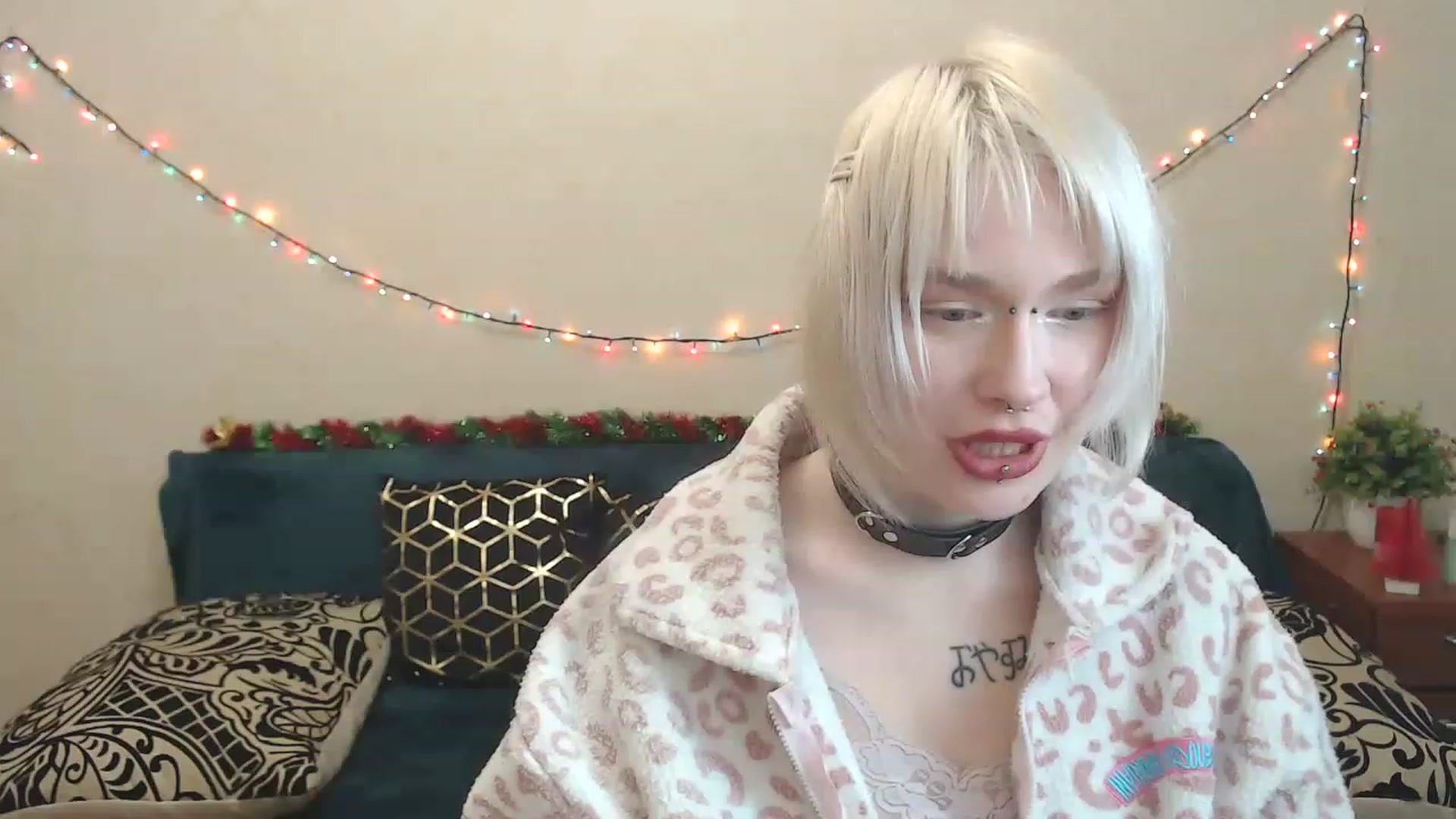 Gallery image thumbnail from Killinna's myfreecams stream on, 01/08/2023, 18:10 image 5 of 20