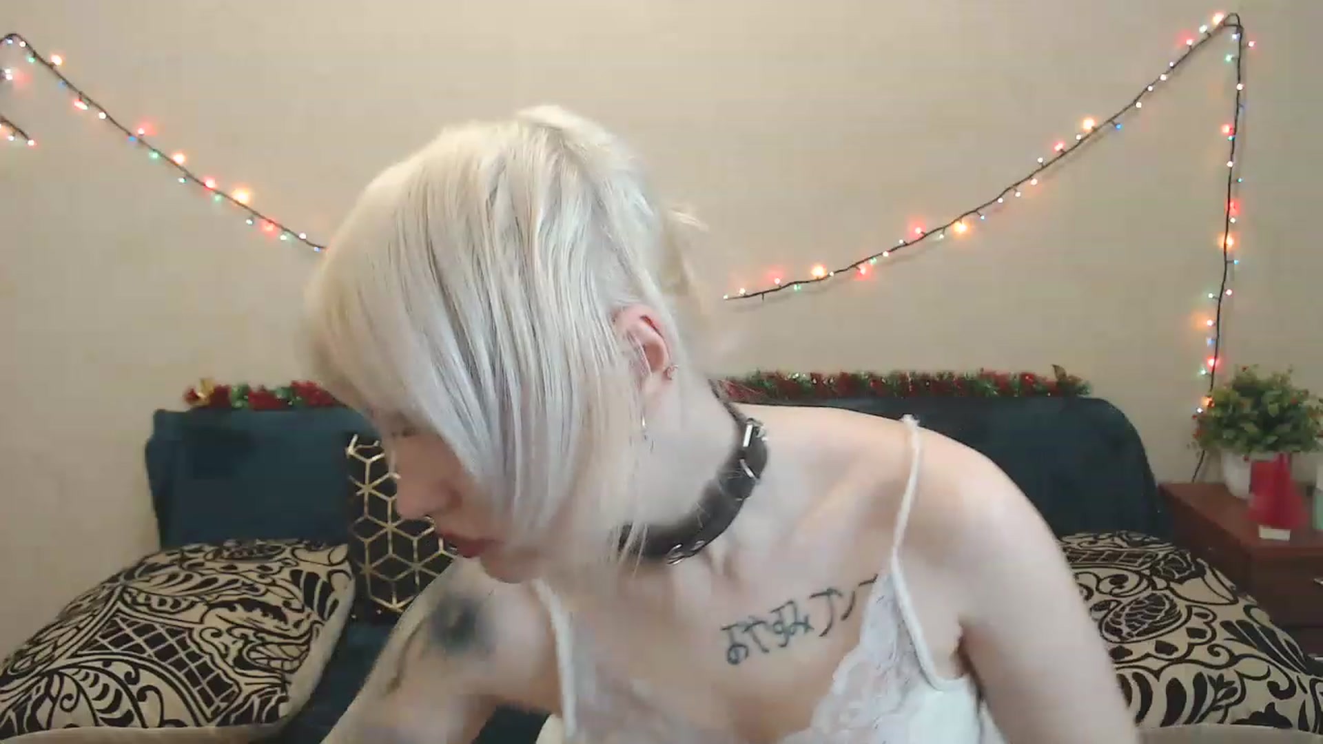 Gallery image thumbnail from Killinna's myfreecams stream on, 01/08/2023, 18:10 image 19 of 20