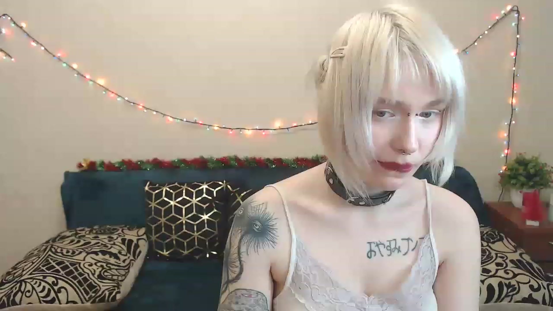 Gallery image thumbnail from Killinna's myfreecams stream on, 01/08/2023, 18:10 image 2 of 20