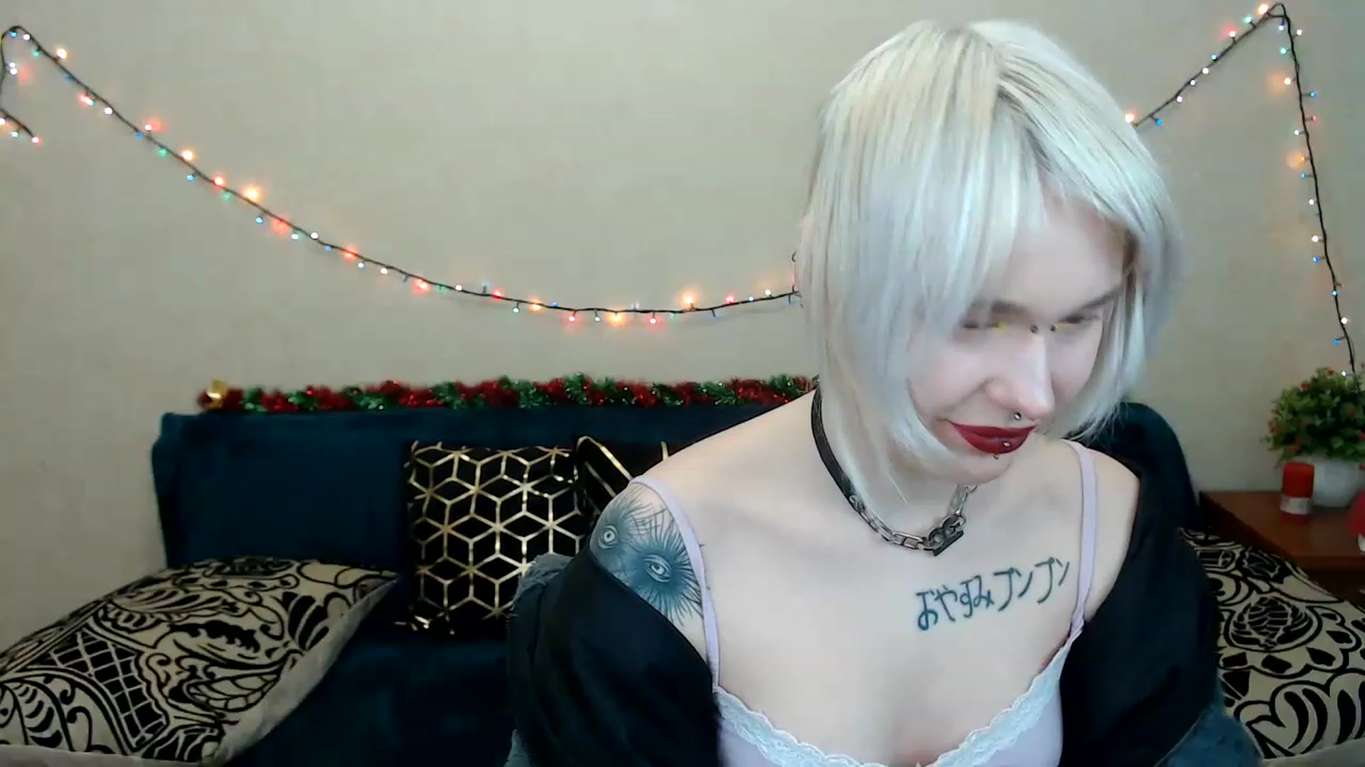 Gallery image thumbnail from Killinna's myfreecams stream on, 01/12/2023, 18:16 image 12 of 20